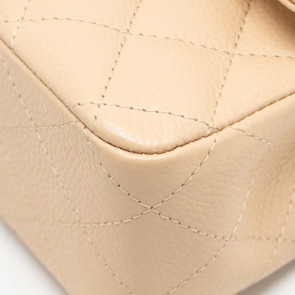 CHANEL MEDIUM CLASSIC DOUBLE FLAP BAG CAVIAR BEIGE GHW
