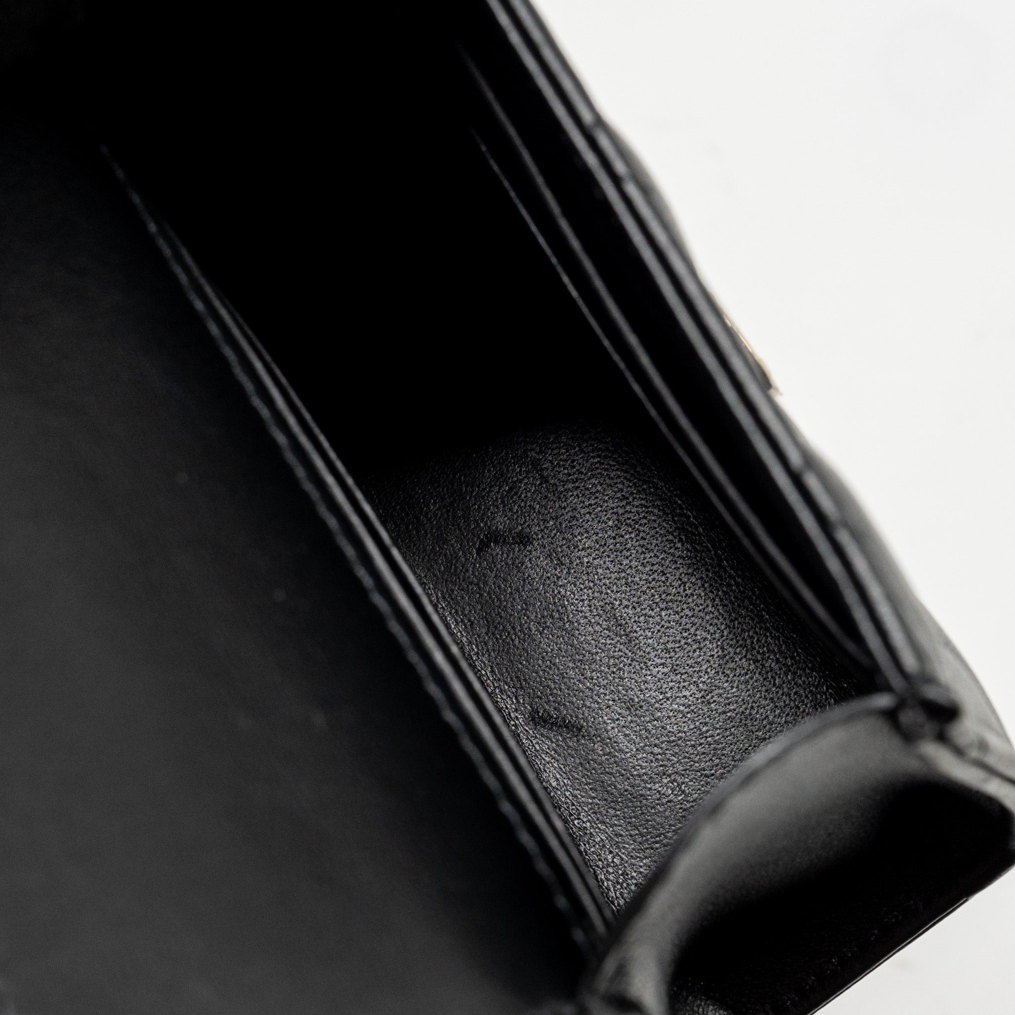 CHANEL DETAILED TOP HANDLE MINI CLUTCH WITH CHAIN LAMBSKIN BLACK LGHW (MICROCHIP)