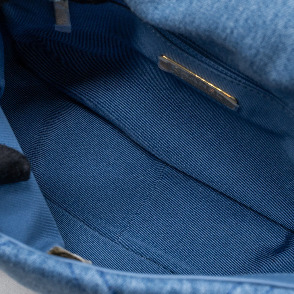 CHANEL SMALL 19 BAG BLUE DENIM MULTICOLOUR HARDWARE (MICROCHIP)