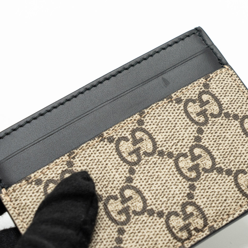 GUCCI TIGER PRINT GG SUPREME CARD HOLDER