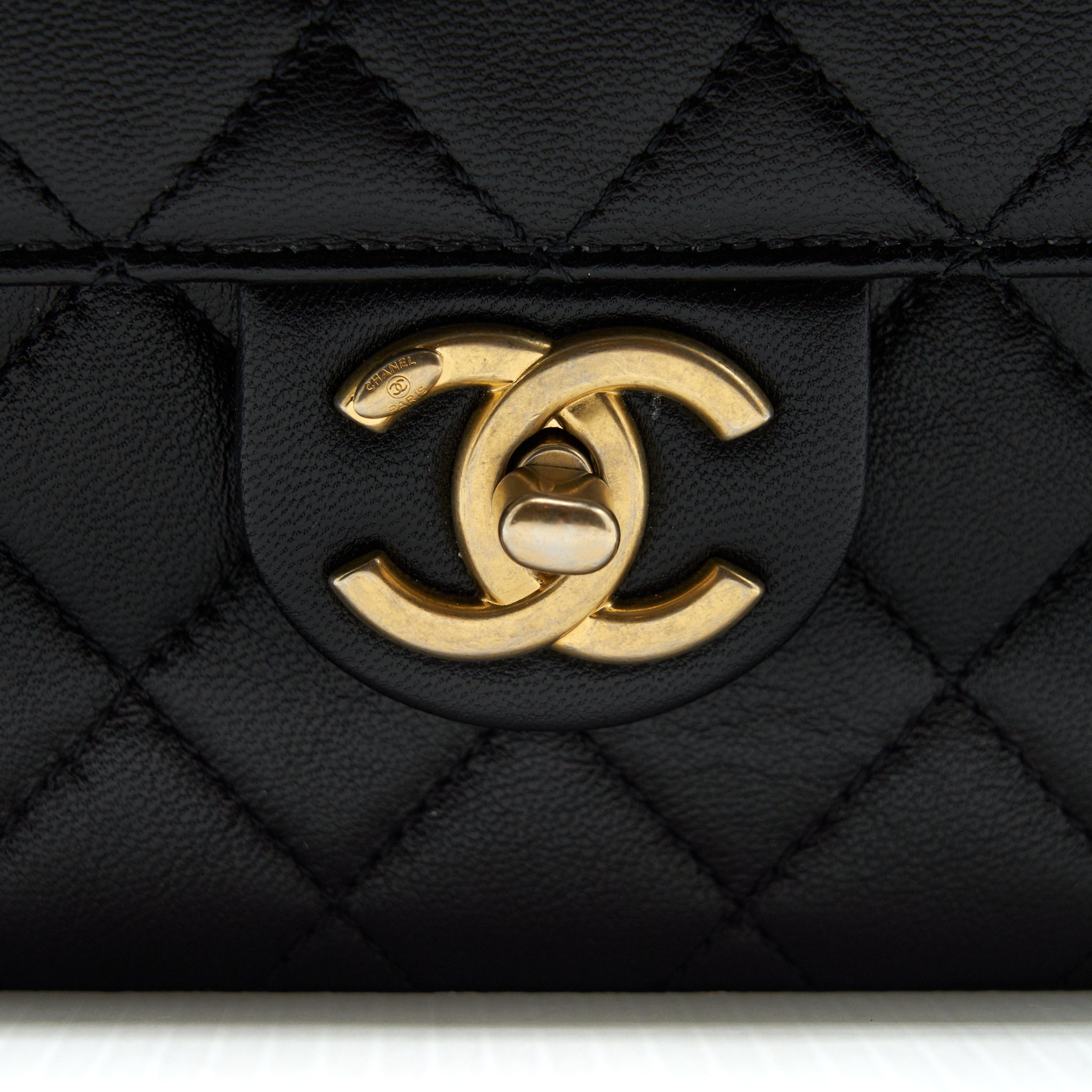 CHANEL LIMITATION PEARL FLAP BAG GOATSKIN BLACK GHW