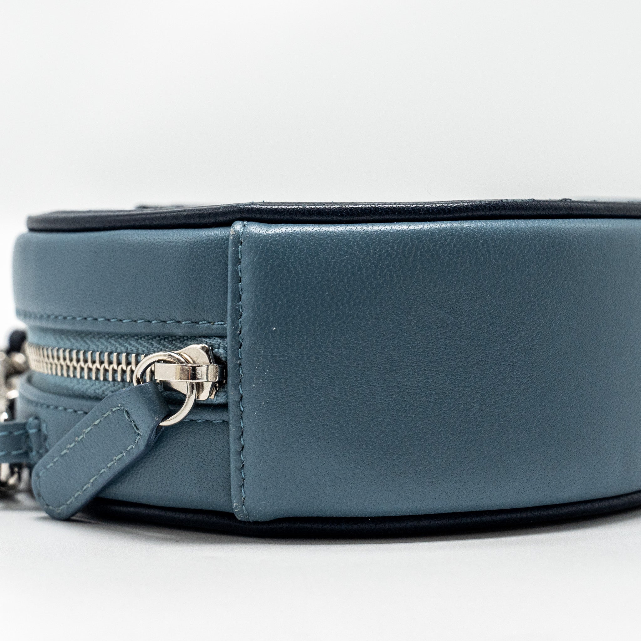 CHANEL ROUND CLUTCH WITH CHAIN LAMBSKIN MULTICOLOUR BLUE SHW