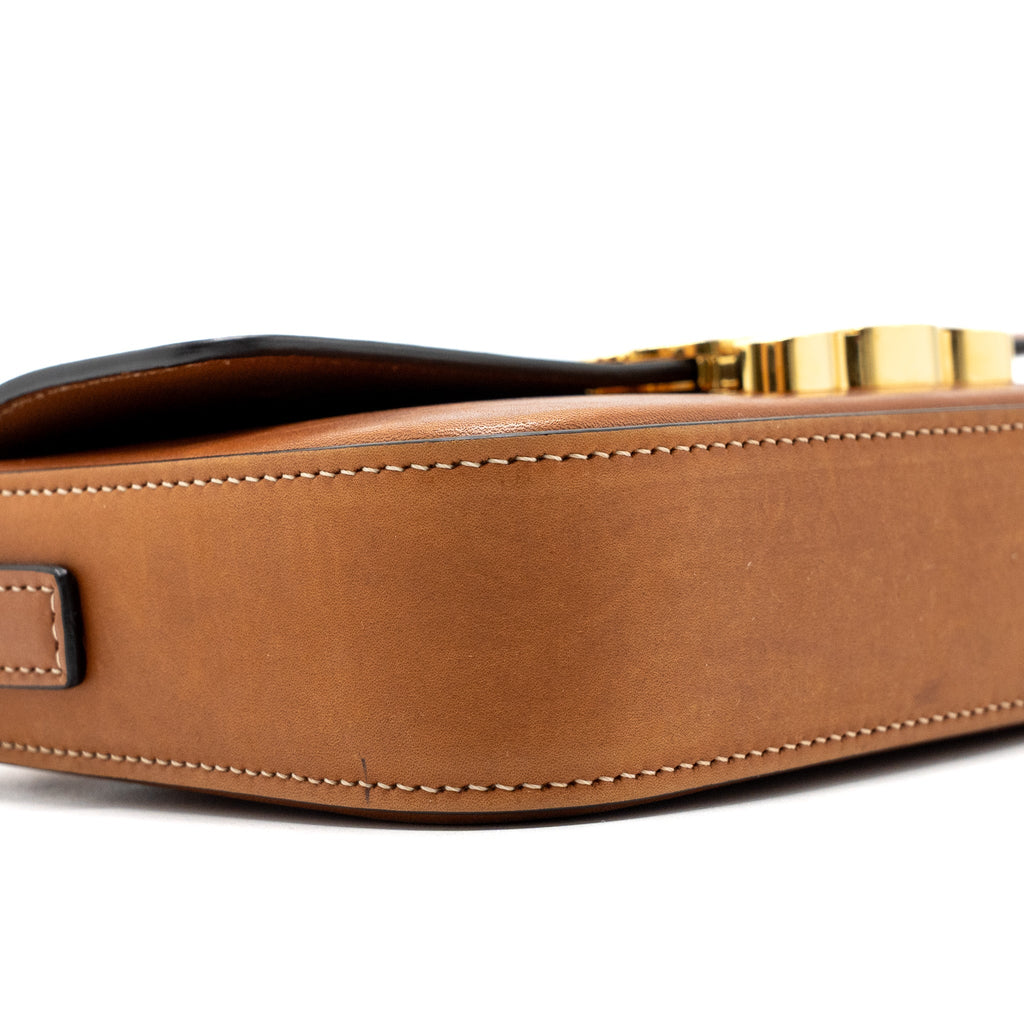 CELINE TRIOMPHE SHOULDER BAG NATURAL CALFSKIN TAN GHW