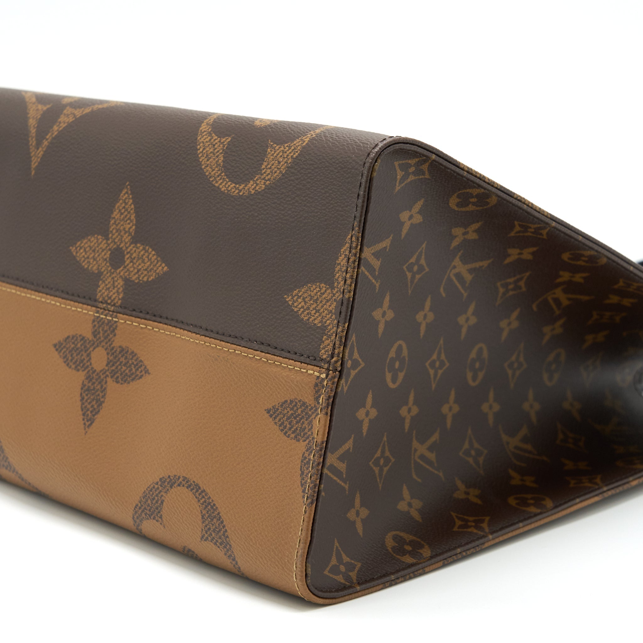 LOUIS VUITTON ON THE GO GM MONOGRAM REVERSE CANVAS GHW