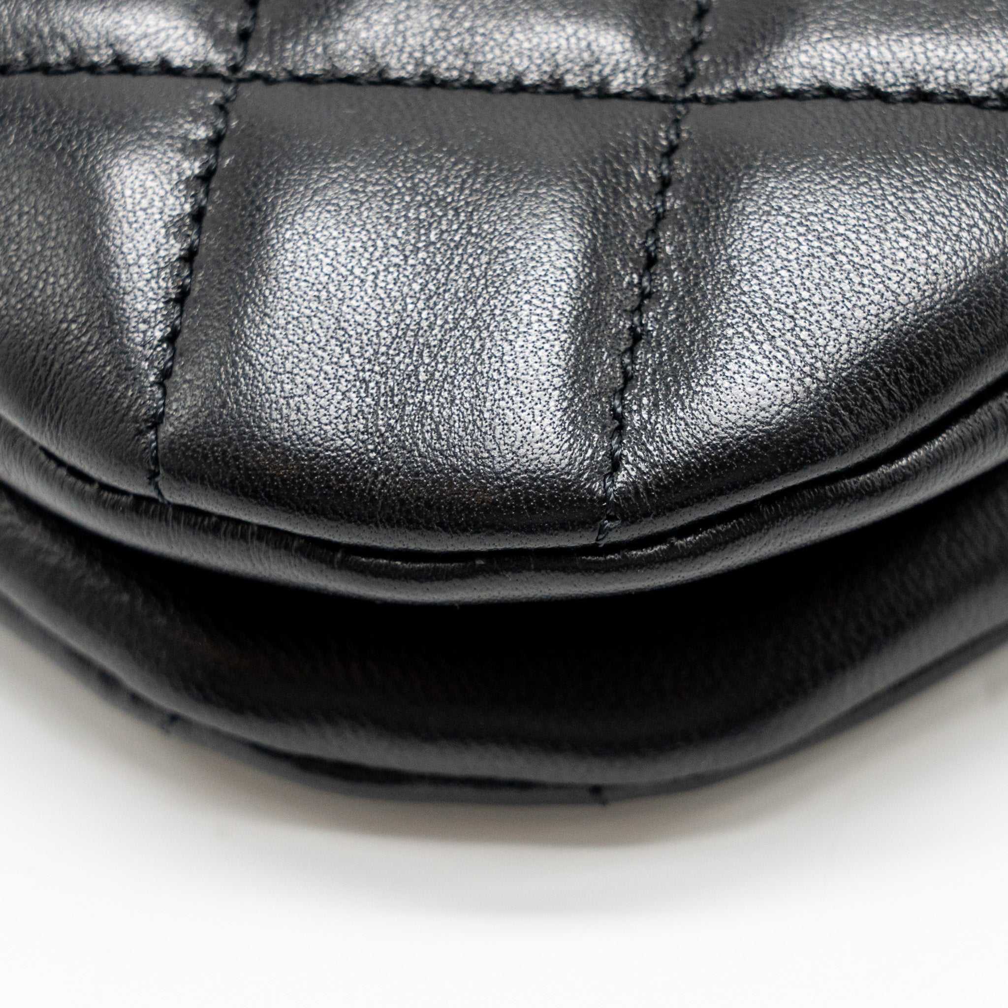 CHANEL 24C QUILTED SMALL MESSENGER BAG BLACK LAMBSKIN GHW (MICROCHIP)