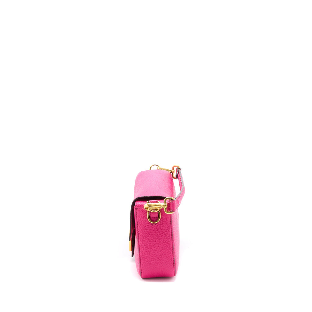 FENDI BAGUETTE BAG CALFSKIN PINK GHW