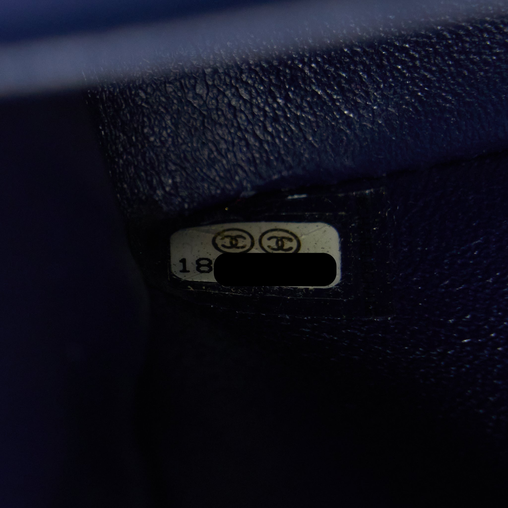 CHANEL MEDIUM CLASSIC DOUBLE FLAP BAG CAVIAR NAVY BLUE SHW