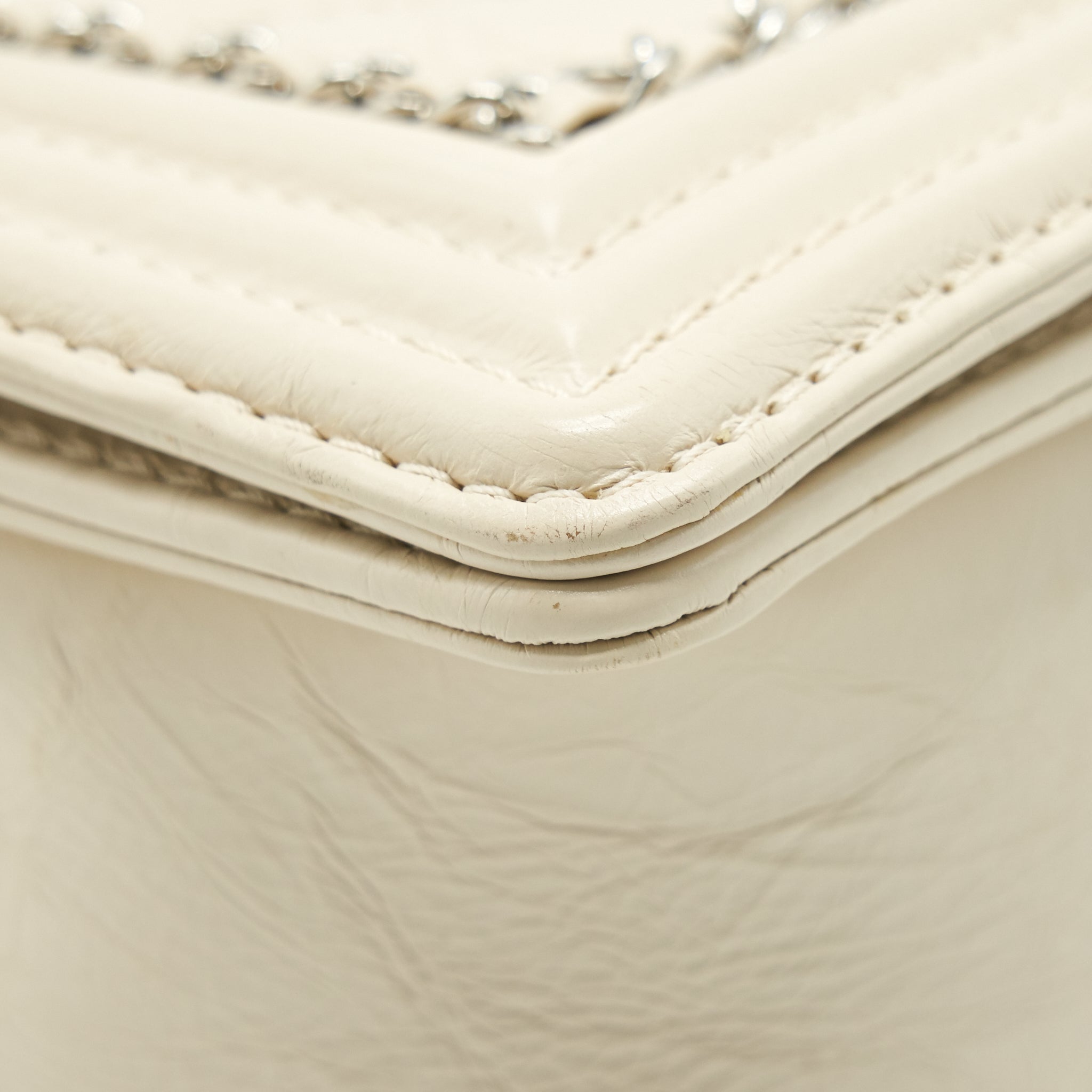 CHANEL MEDIUM BOY BAG CHEVRON LIMITED CALFSKIN IVORY SHW