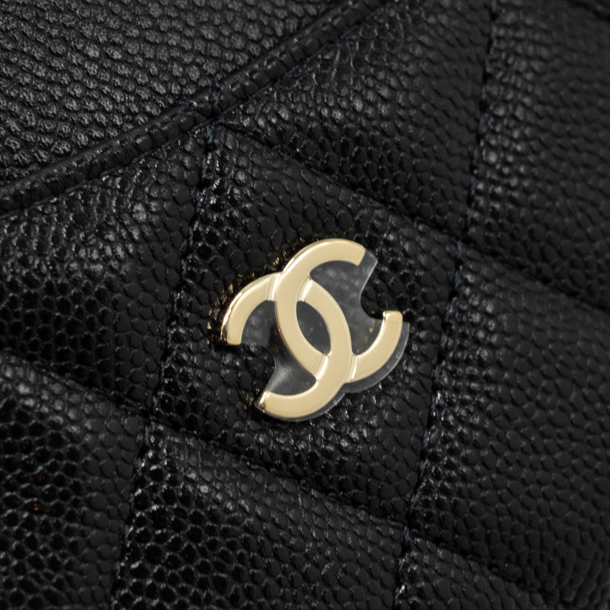CHANEL L ZIPPER CARD HOLDER CAVIAR BLACK GHW (MICROCHIP )