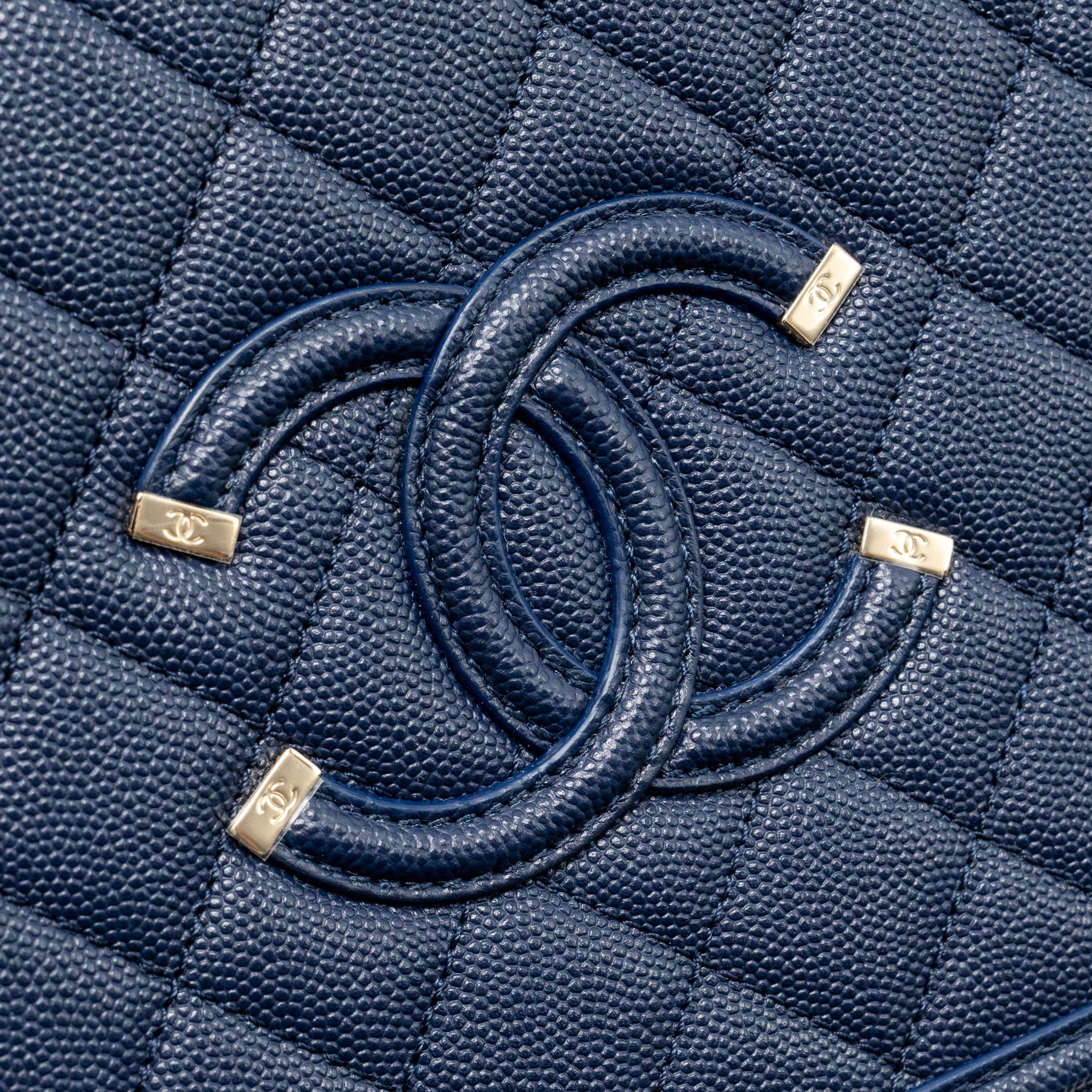 CHANEL CC TOP HANDLE VANITY CASE CAVIAR NAVY BLUE GHW