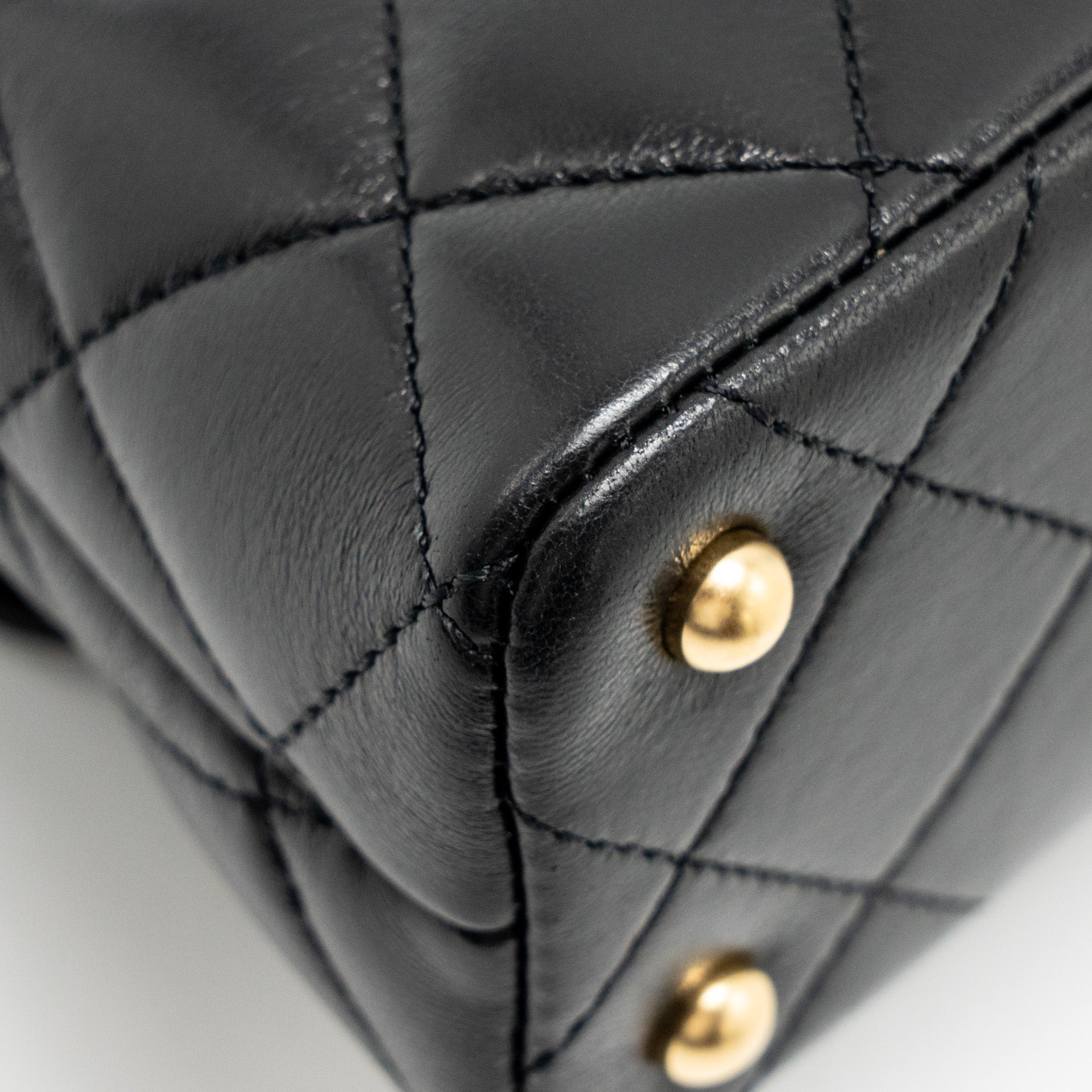 CHANEL 25P TOP HANDLE FLAP BAG SHINY LAMBSKIN BLACK GHW(MICROCHIP)