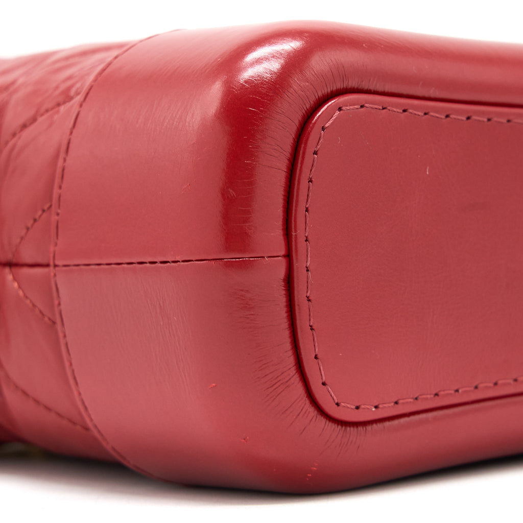 CHANEL SMALL GABRIELLE HOBO BAG AGED CALFSKIN RED MULTICOLOUR HARDWARE