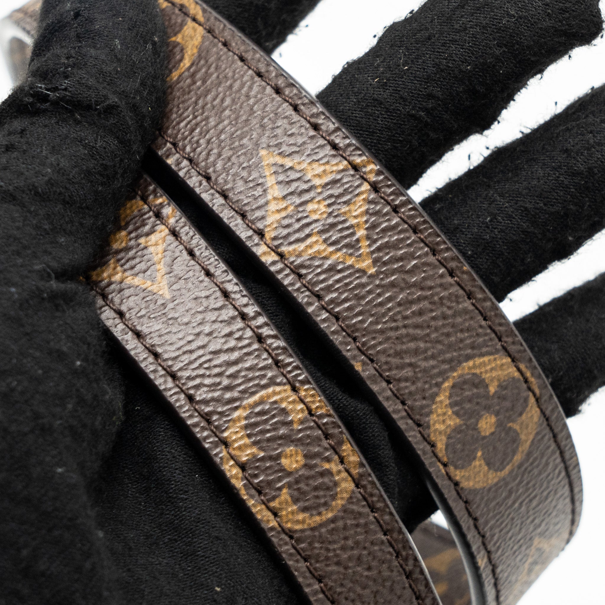LOUIS VUITTON MONTAIGNE MM MONOGRAM CANVAS GHW