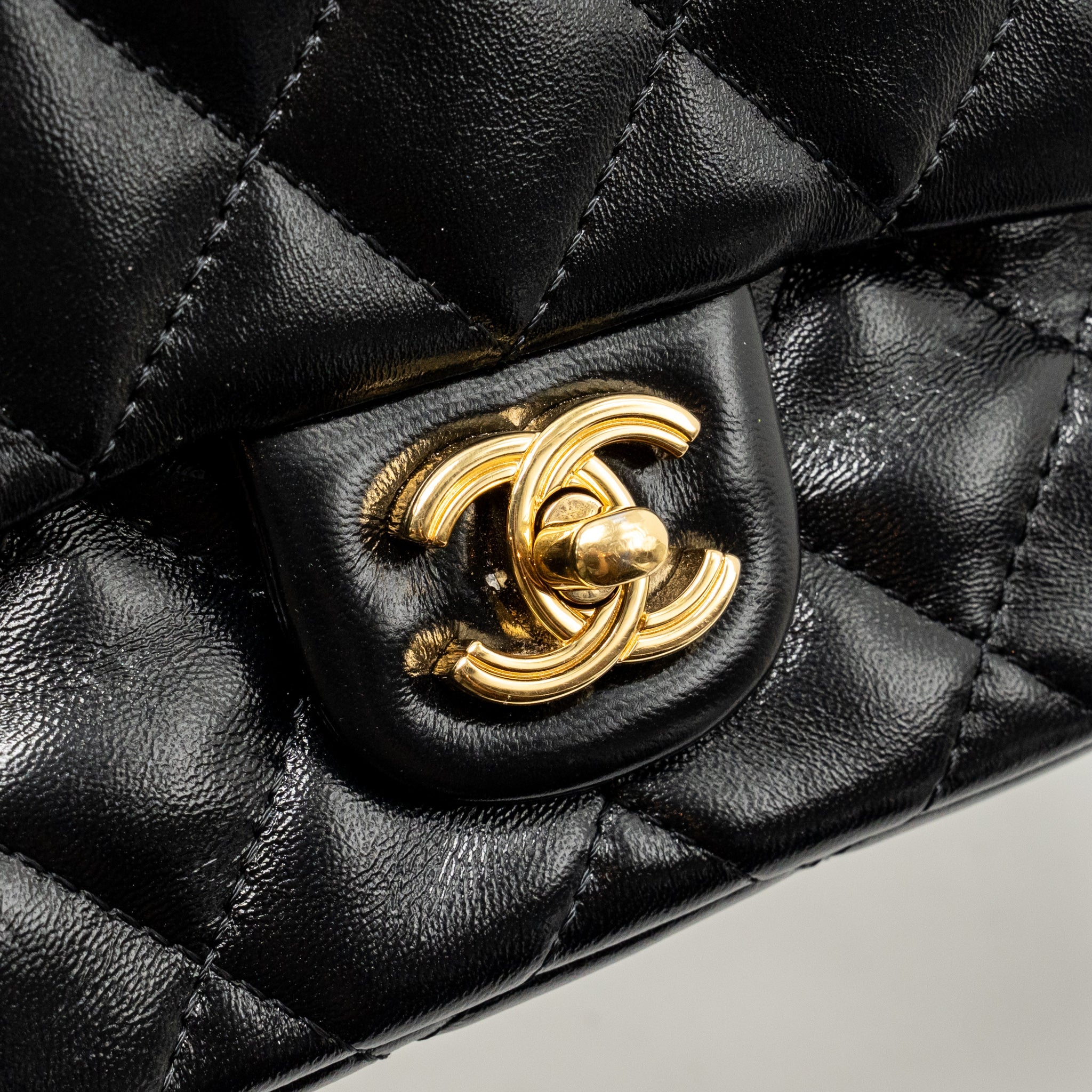 CHANEL TOP HANDLE FLAP BAG SHINY LAMBSKIN BLACK GHW (MICROCHIP)