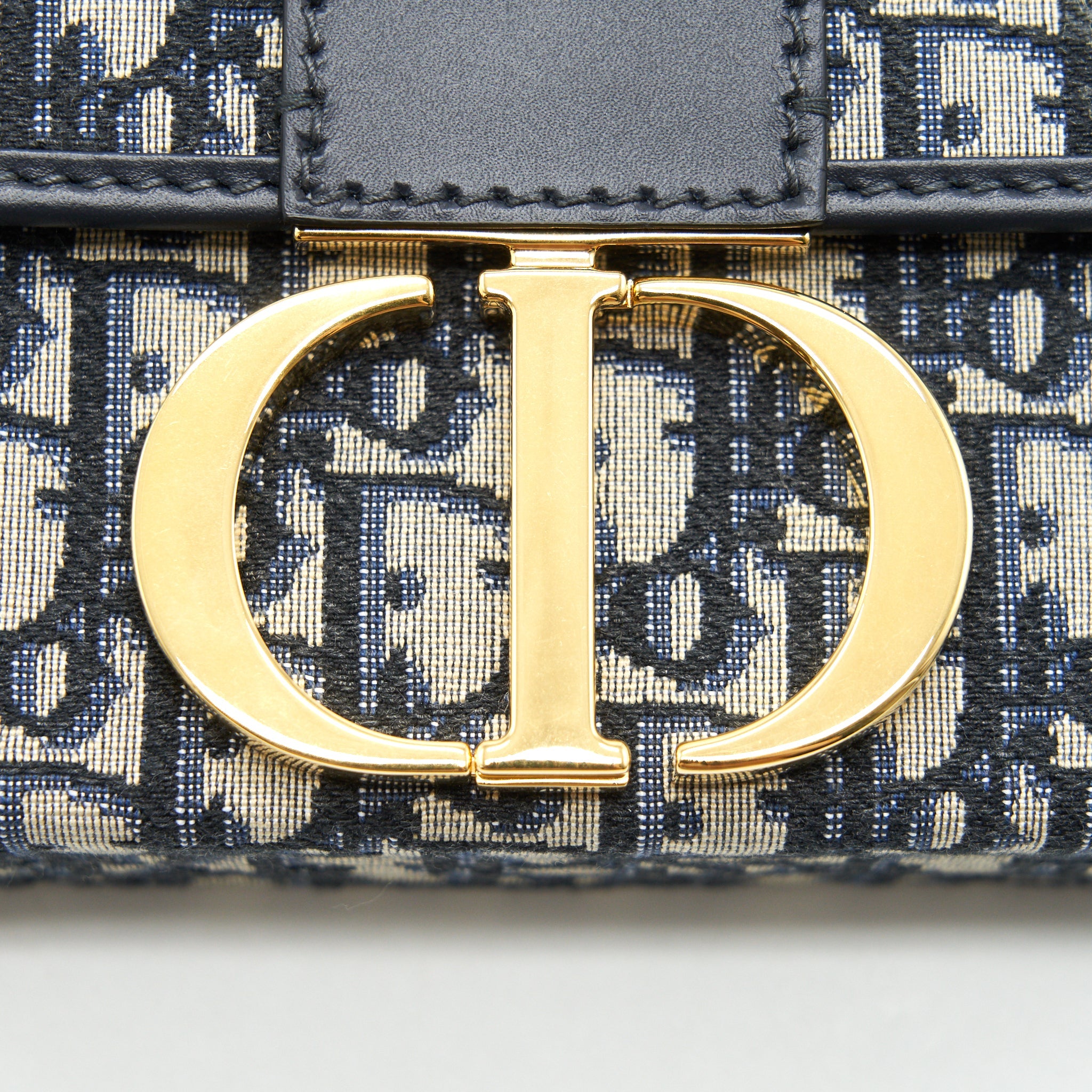 CHRISTIAN DIOR 30 MONTAIGNE BOX BAG OBLIQUE CANVAS BLUE