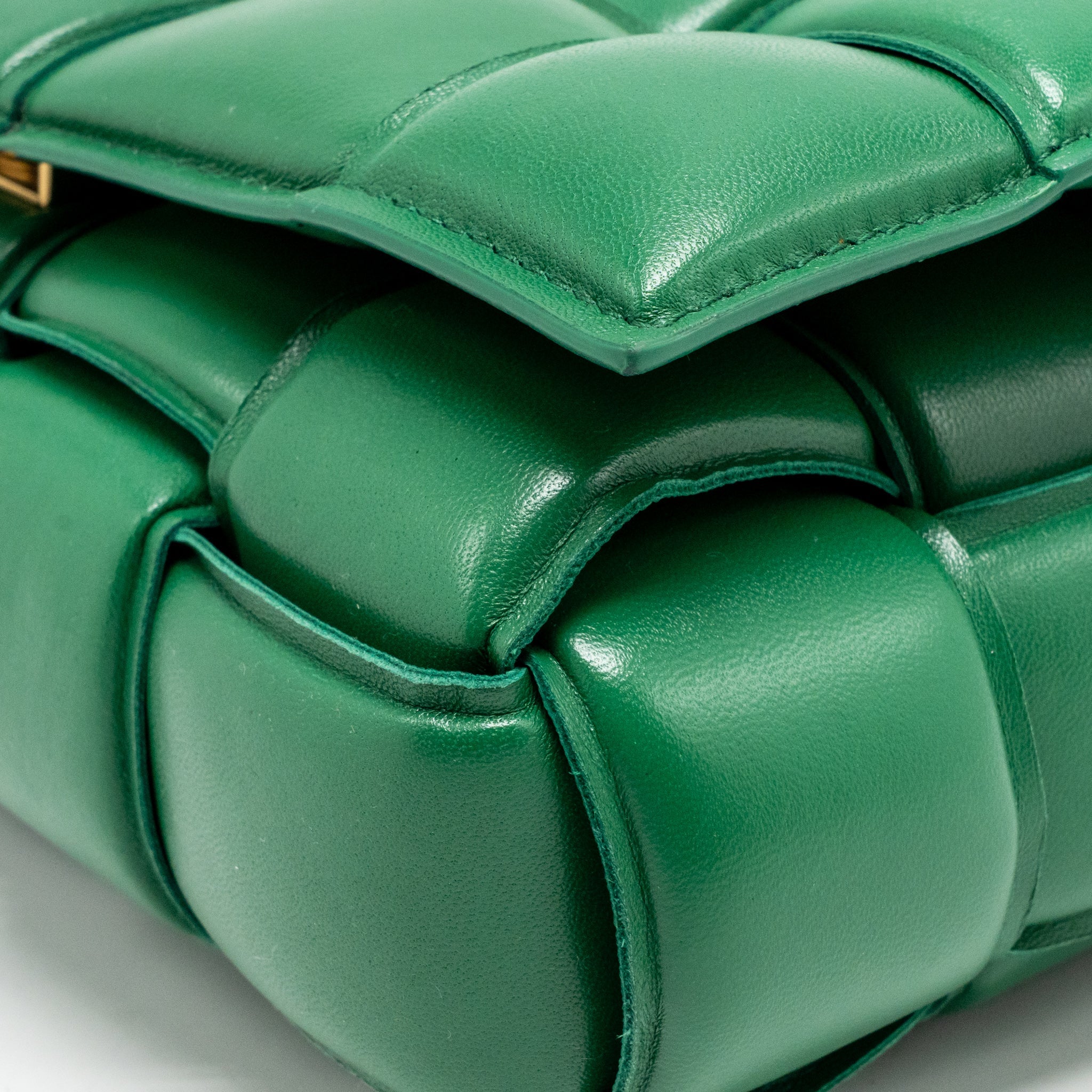 BOTTEGA VENETA PADDED CASSETTE INTRECCIO NAPPA LAMBSKIN GREEN GHW
