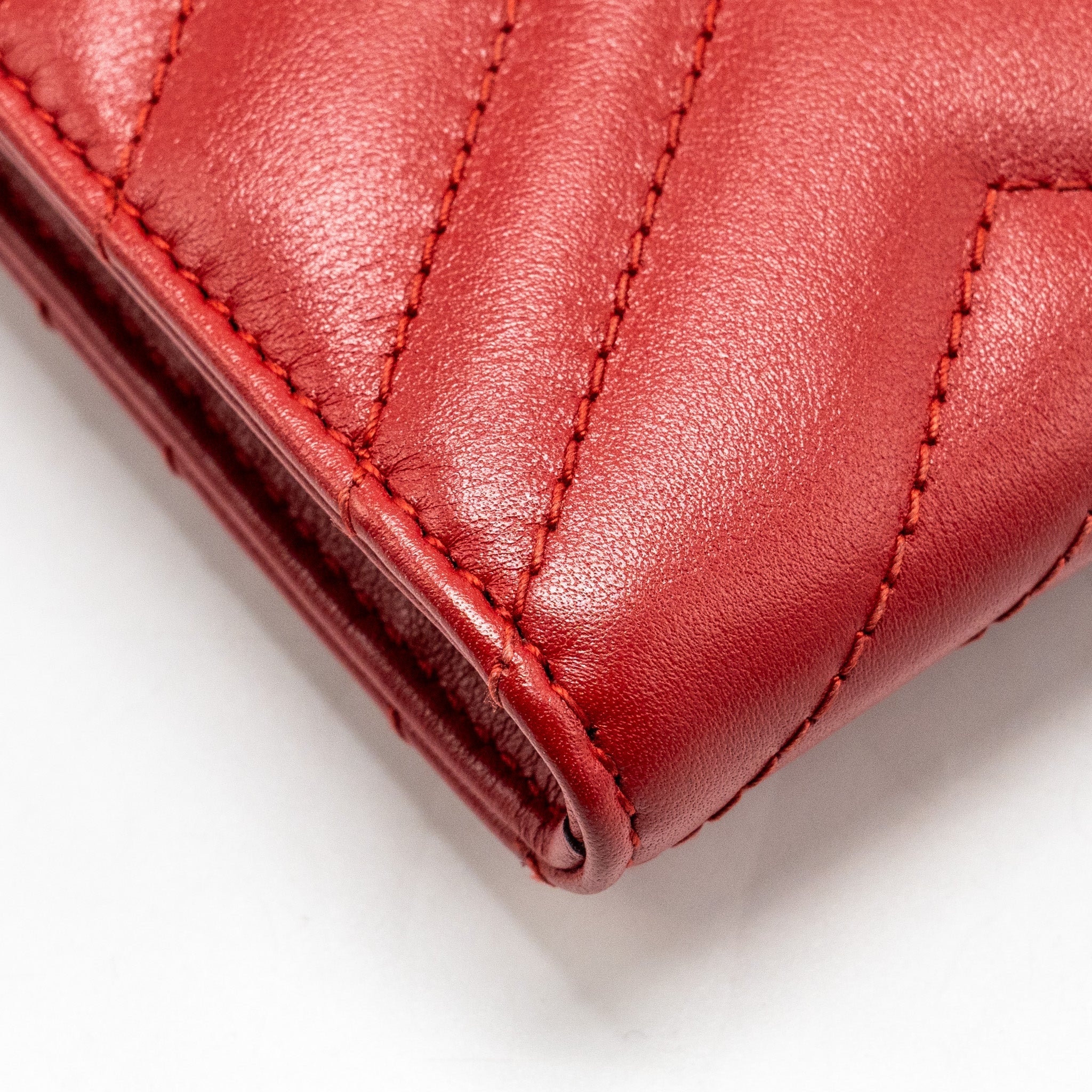 GUCCI MARMONT FLAP WALLET WITH CHAIN CALFSKIN RED GHW