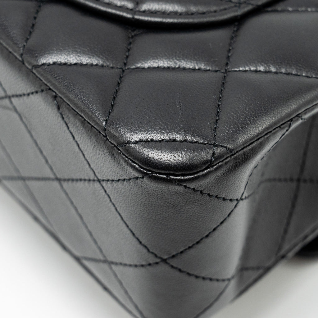 CHANEL SMALL CLASSIC DOUBLE FLAP BAG LAMBSKIN BLACK SHW (MICROCHIP)