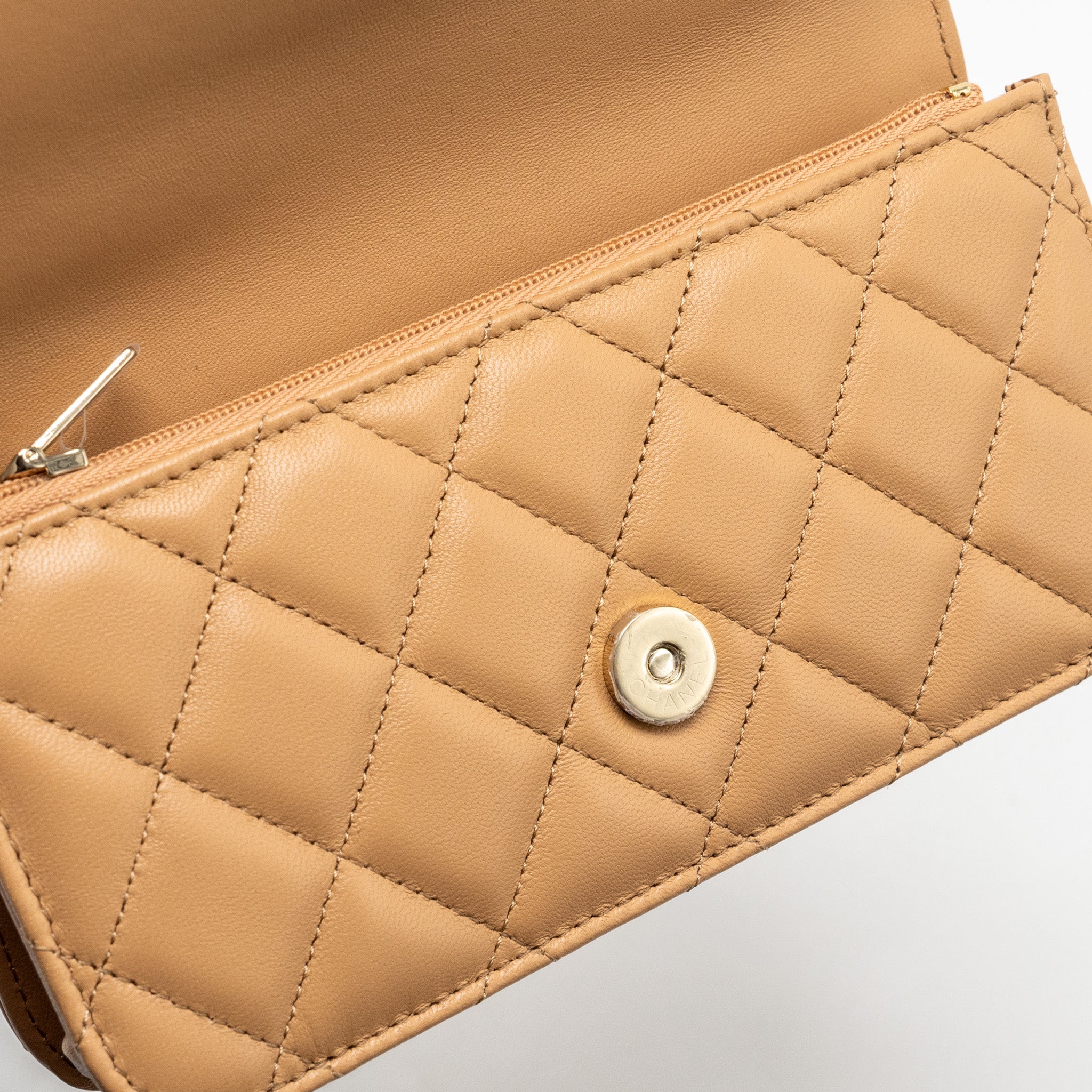 CHANEL TOP HANDLE MINI FLAP CLUTCH LAMBSKIN BEIGE LGHW (MICROCHIP)