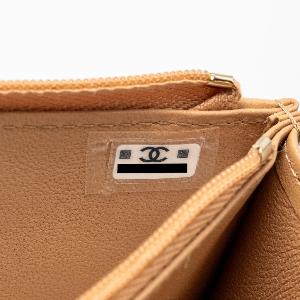 CHANEL TOP HANDLE MINI FLAP CLUTCH LAMBSKIN BEIGE LGHW (MICROCHIP)