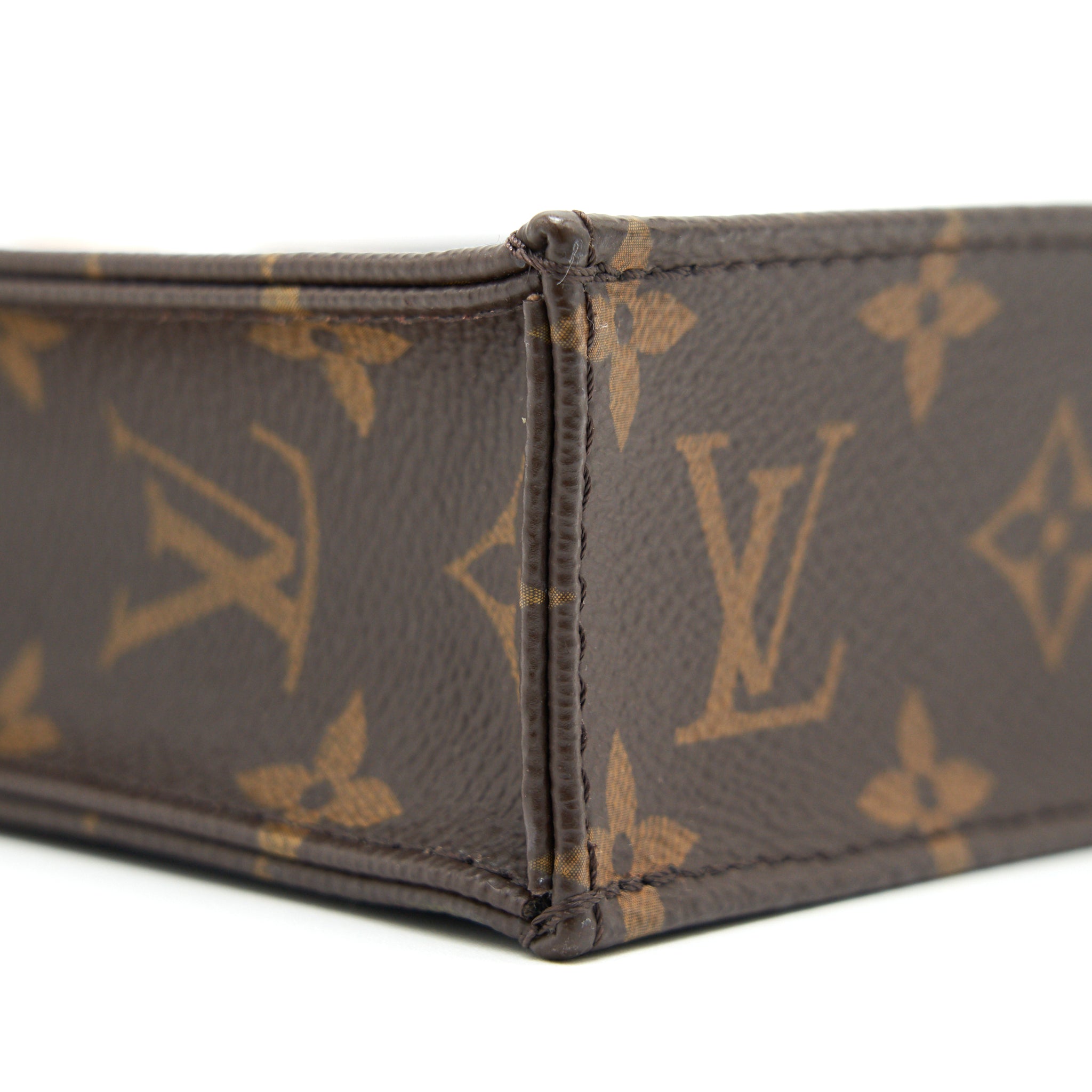 LOUIS VUITTON MONOGRAM CANVAS PETIT SAC PLAT