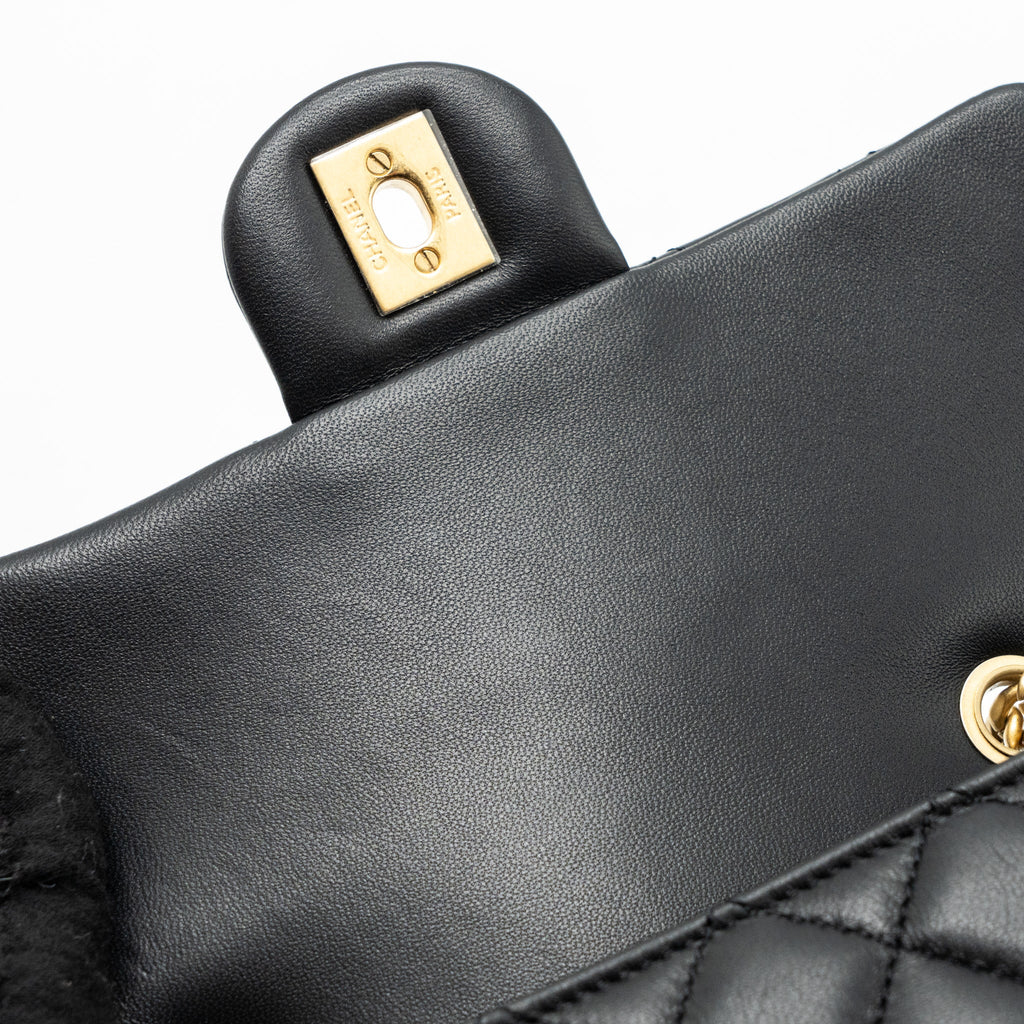 CHANEL 23S CAMELLIA ADJUSTABLE CHAIN MINI RECTANGULAR FLAP BAG LAMBSKIN BLACK GHW (MICROCHIP)