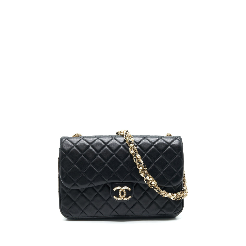 CHANEL QUILTED CC PEARL LOGO SHOULDER FLAP BAG WITH CHAIN