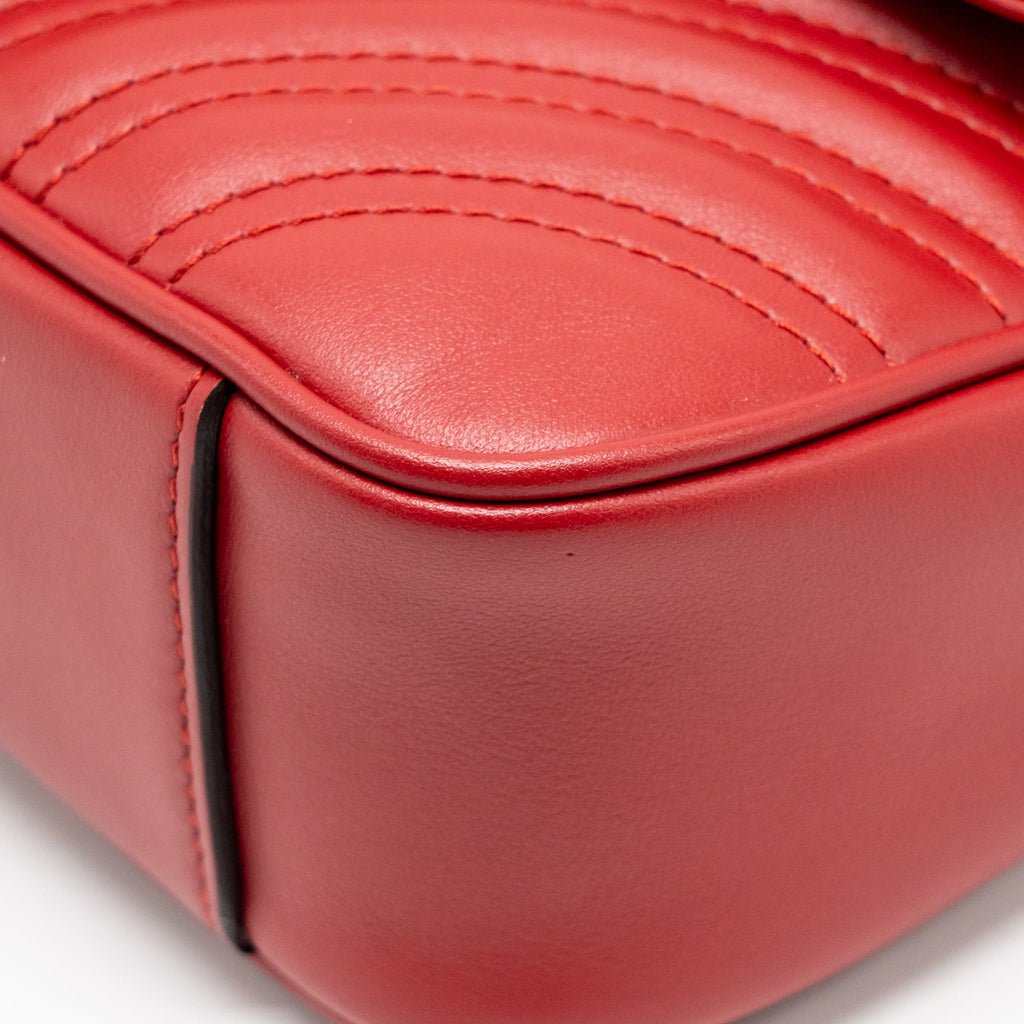 GUCCI SMALL GG MARMONT SHOULDER BAG CALFSKIN RED BRUSHED GHW