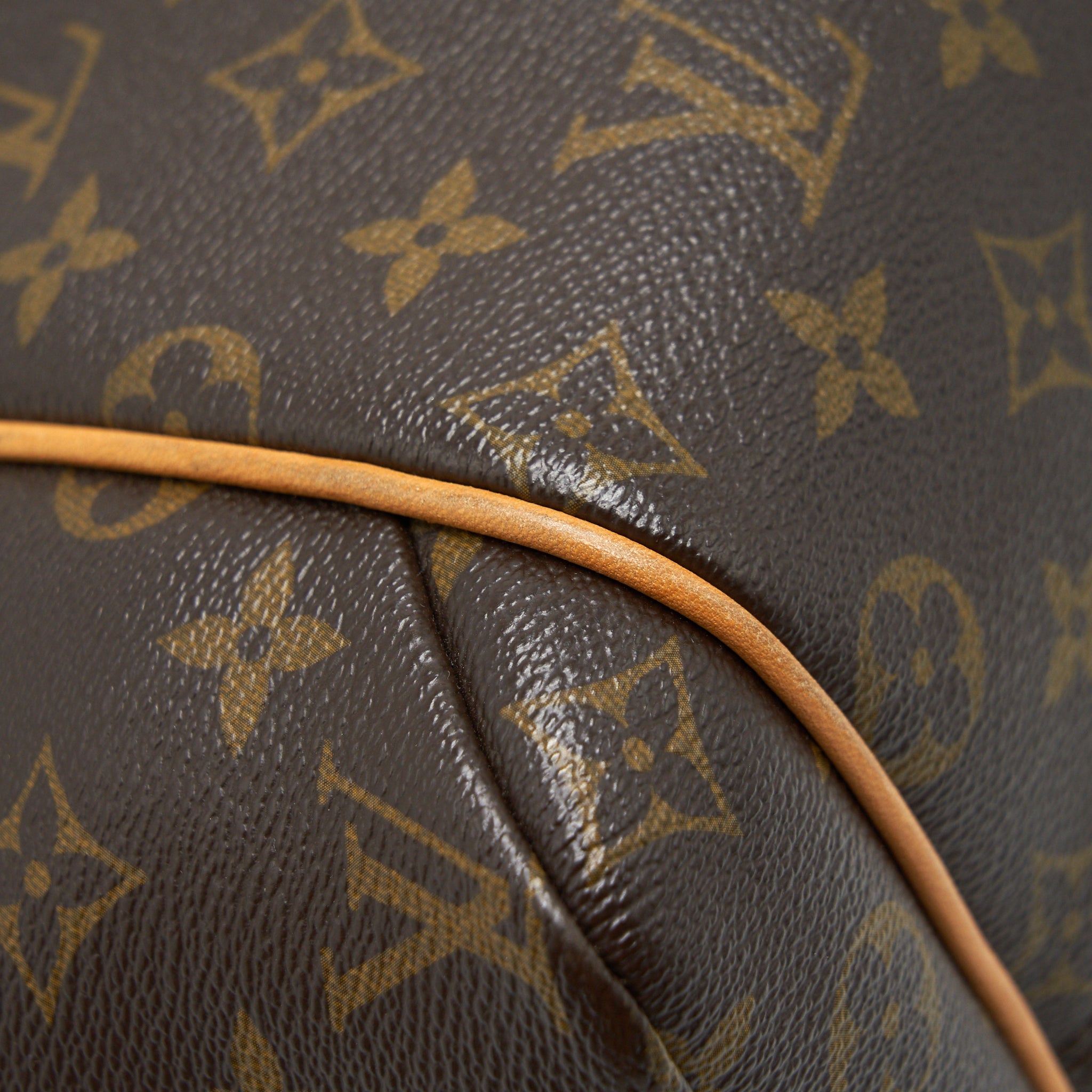 LOUIS VUITTON MONOGRAM CANVAS TOTALLY MM