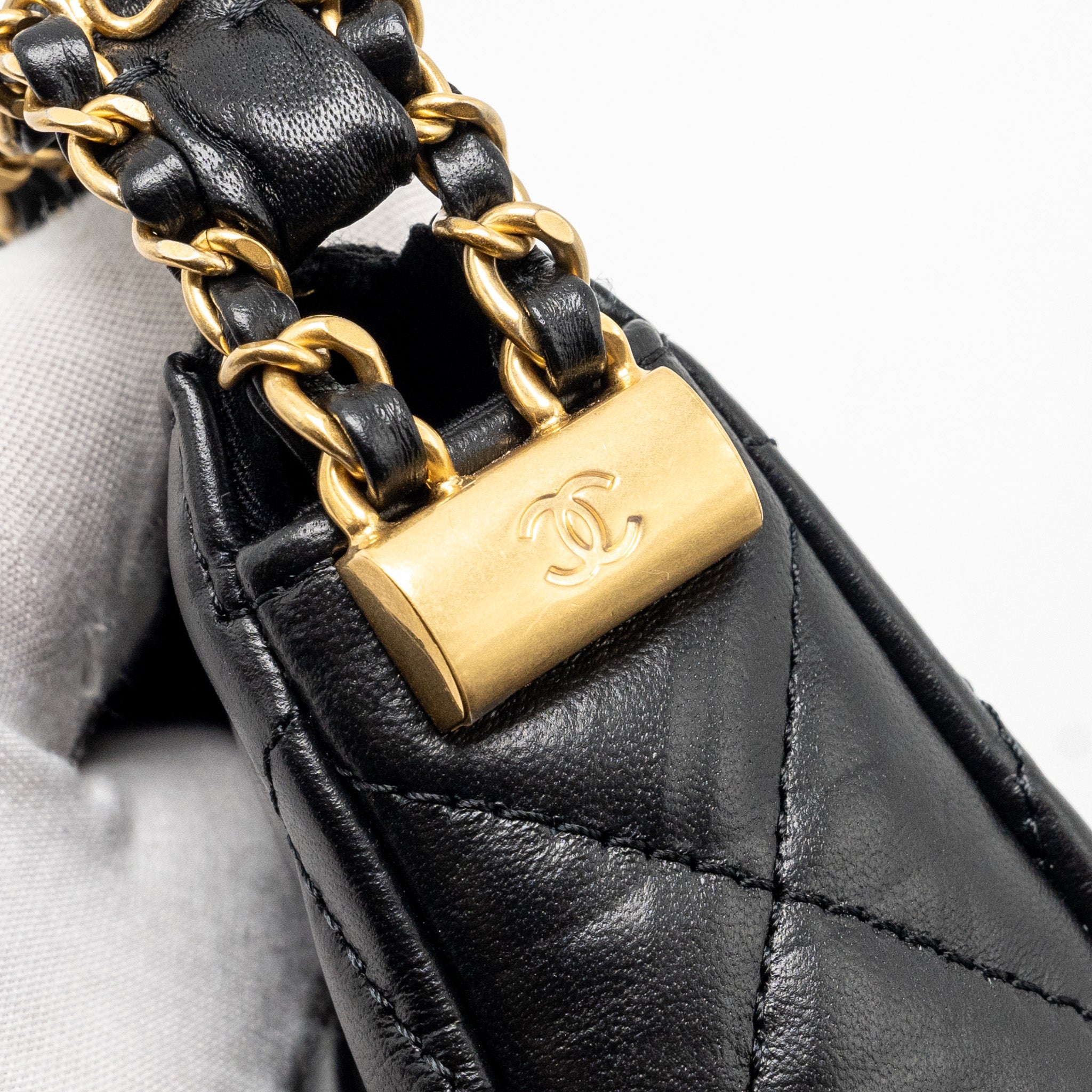 CHANEL 23K HOBO SHOULDER BAG CALFSKIN BLACK GHW (MICROCHIP)
