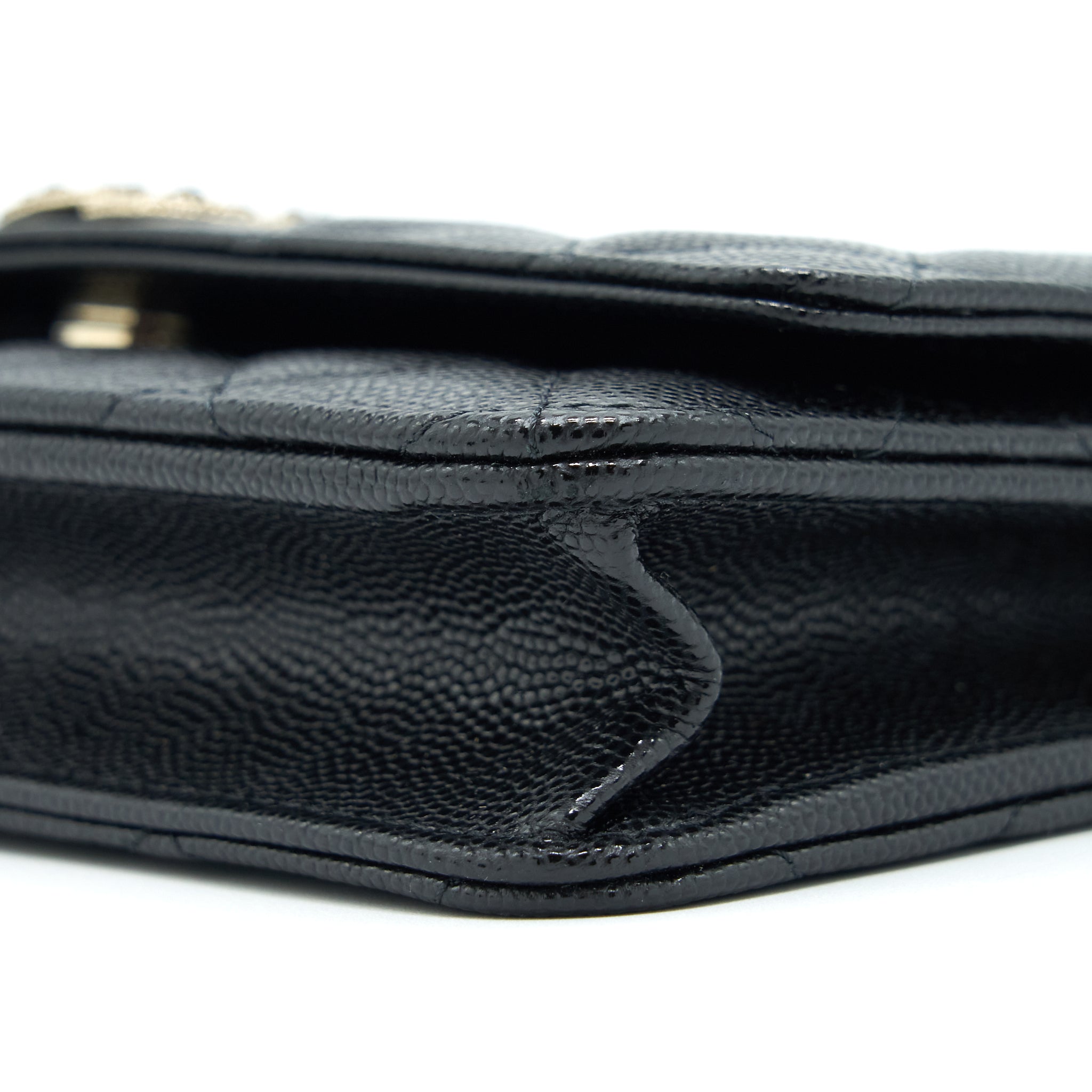 CHANEL 22S DETAILED CC LOGO WALLET ON CHAIN CAVIAR BLACK LGHW (MICROCHIP)