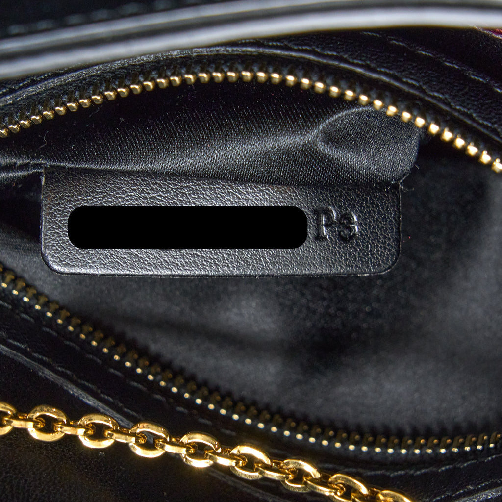 VALENTINO ROCKSTUD FLAP BAG LAMBSKIN BLACK GHW