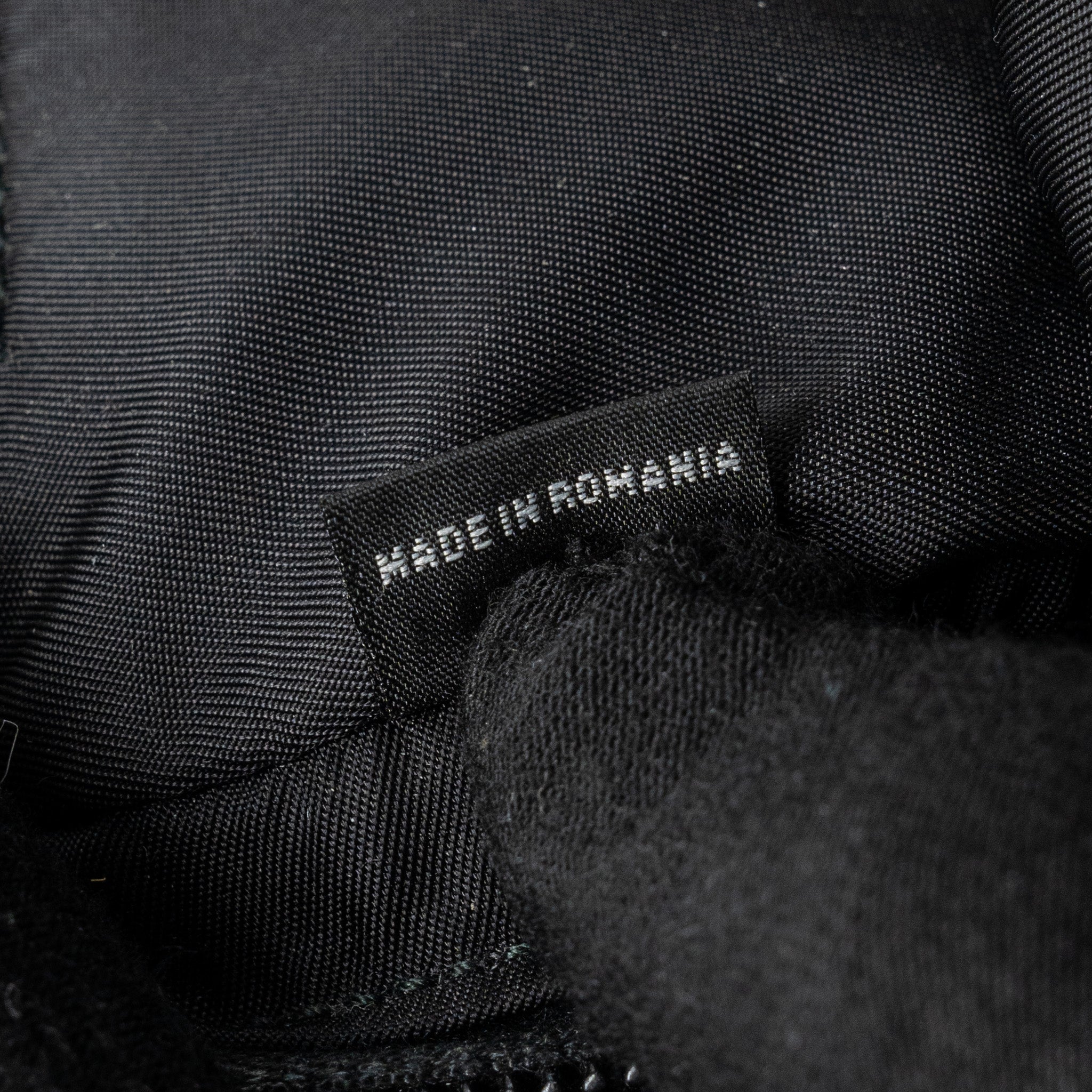 PRADA RE-NYLON BELT BAG NYLON BLACK SHW