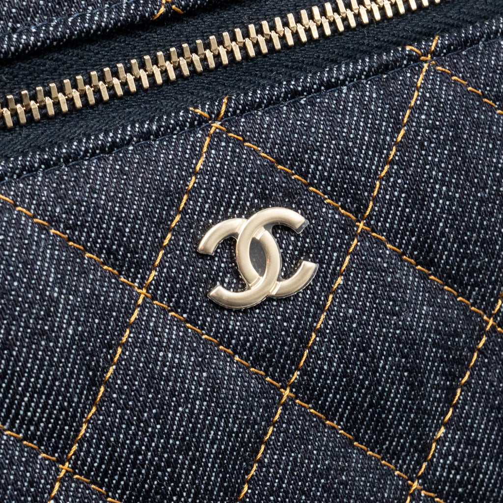 CHANEL 26P TOP HANDLE VANITY DENIM DARK BLUE LGHW (MICROCHIP)