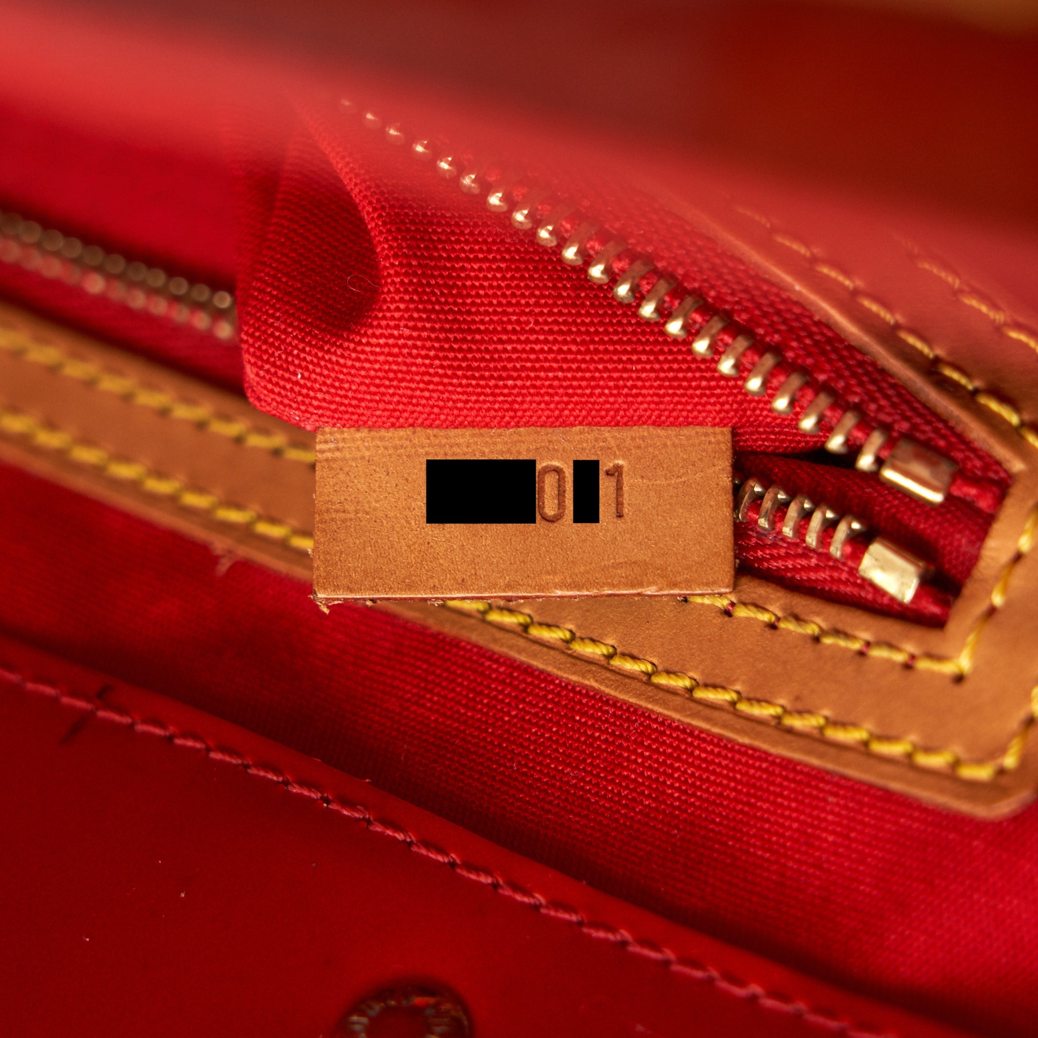 LOUIS VUITTON PATENT LEATHER SHOPPING TOTE BAG