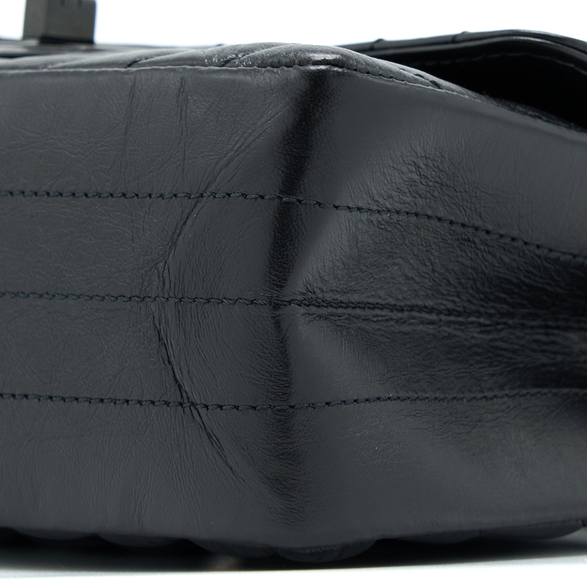 CHANEL MINI 2.55 REISSUE CHEVRON CALFSKIN SO BLACK