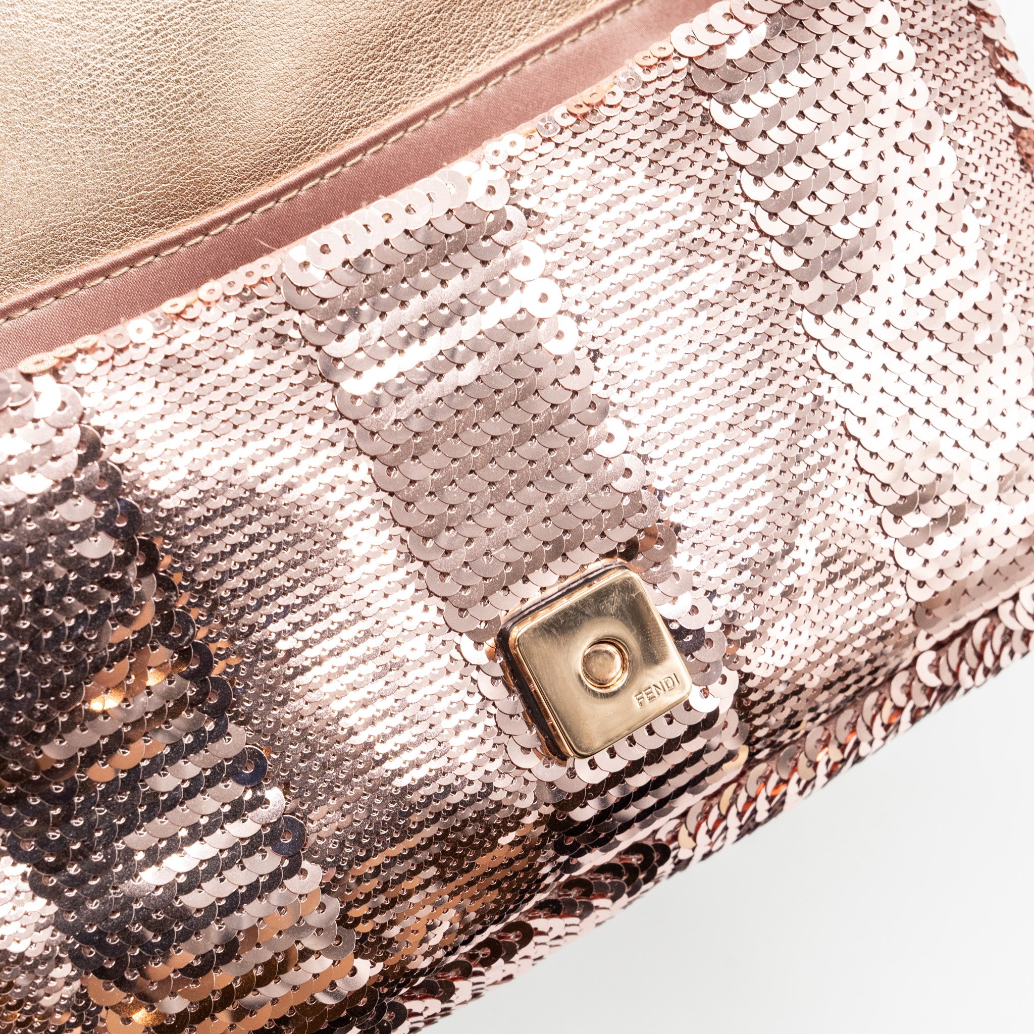 FENDI MINI BAGUETTE PAULETTE ROSE GOLD RGHW