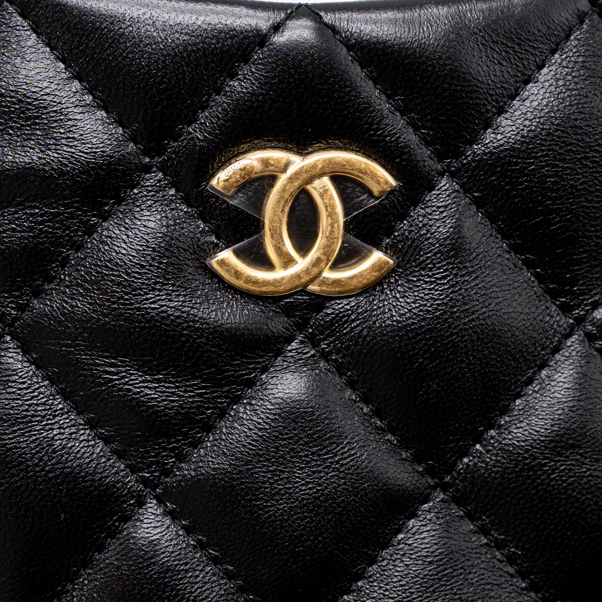 CHANEL 22K HOBO SHOULDER BAG LAMBSKIN BLACK GHW (MICROCHIP)