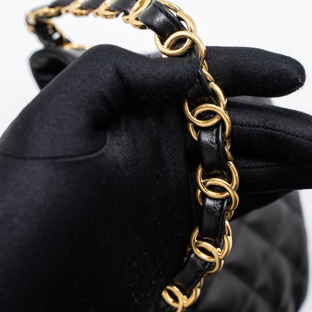 CHANEL 22K HOBO SHOULDER BAG LAMBSKIN BLACK GHW (MICROCHIP)