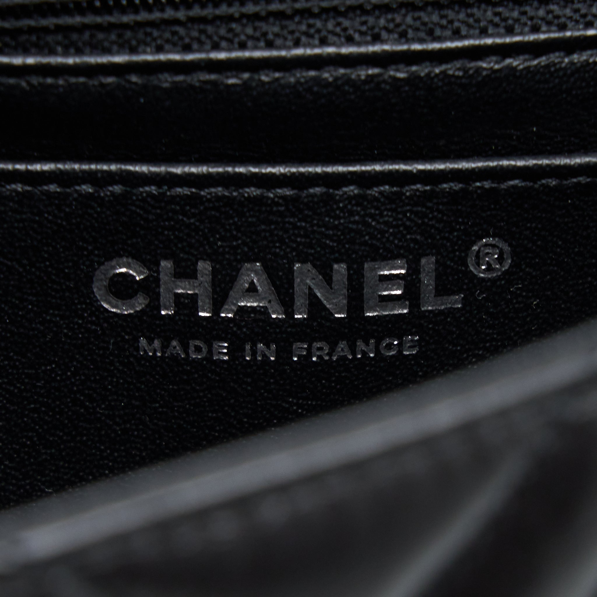 CHANEL MINI 2.55 REISSUE CHEVRON CALFSKIN SO BLACK