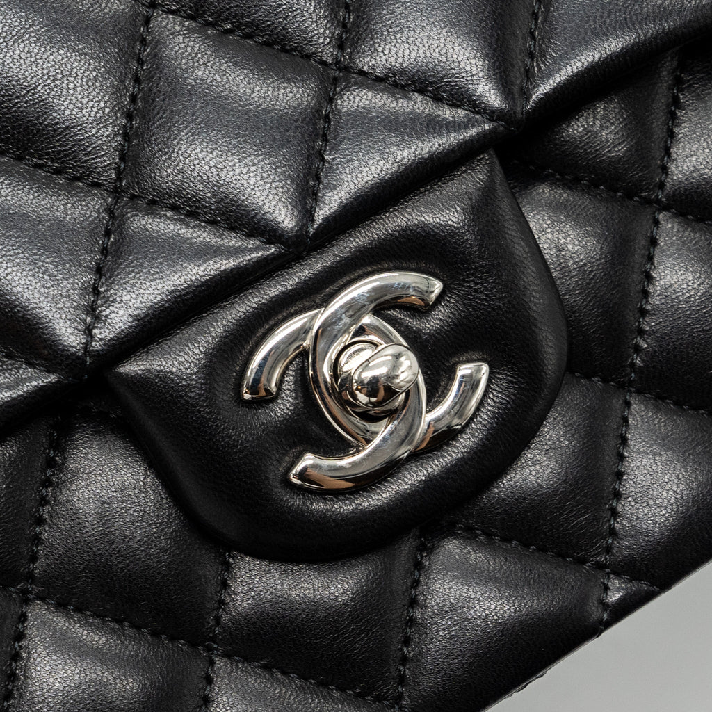 CHANEL MEDIUM CLASSIC DOUBLE FLAP BAG LAMBSKIN BLACK SHW