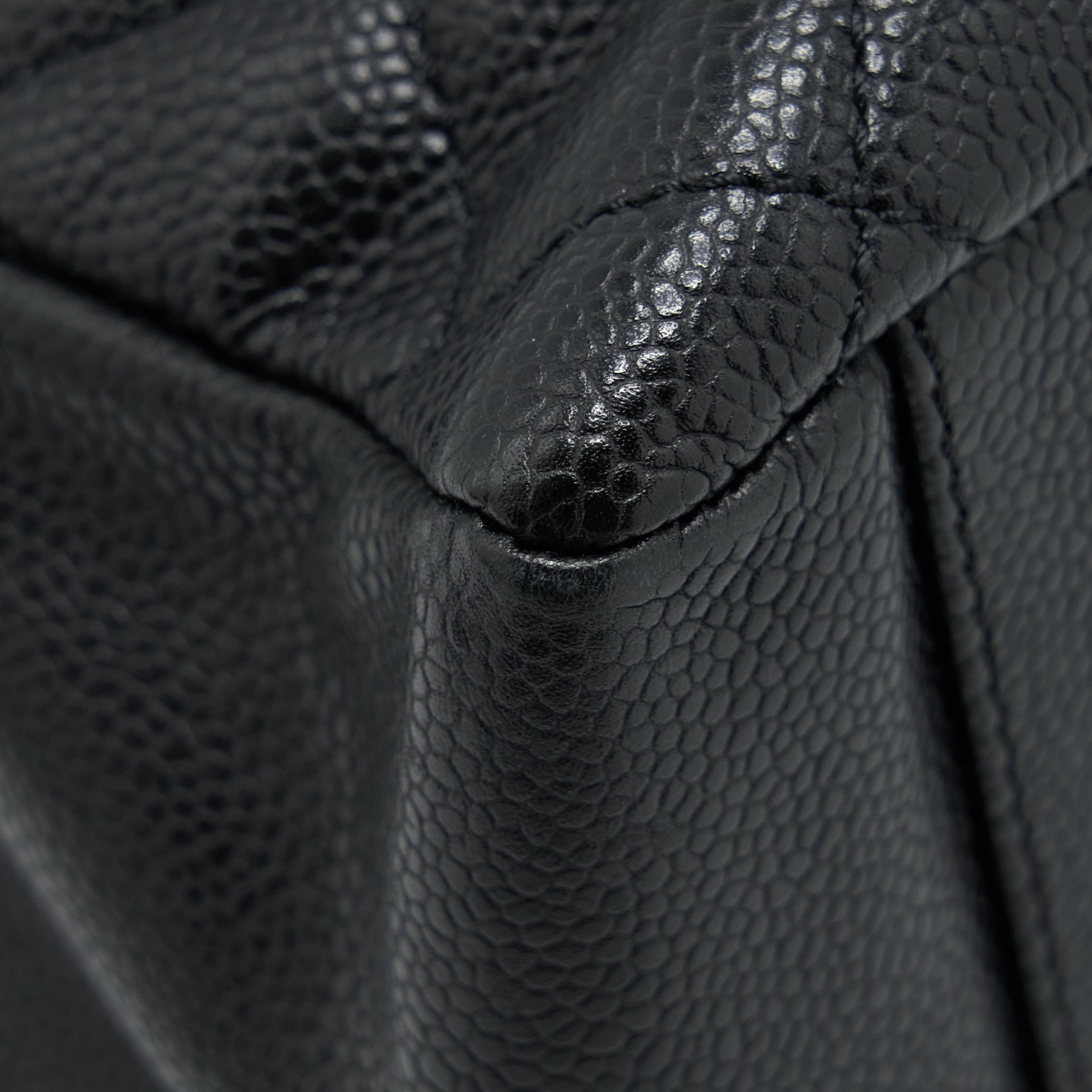 CHANEL GRAND SHOPPING TOTE/ GST CAVIAR BLACK SHW