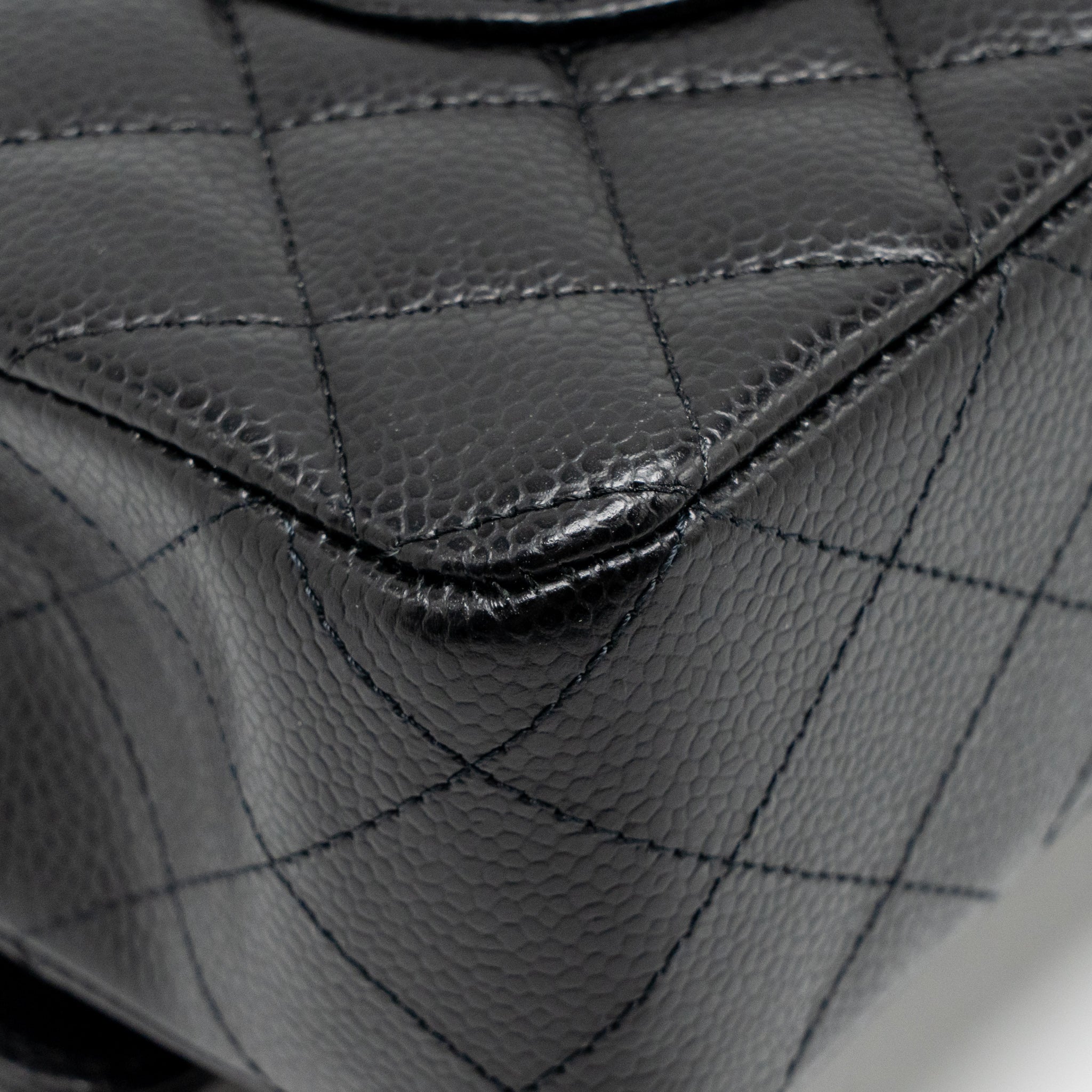 CHANEL MEDIUM CLASSIC DOUBLE FLAP BAG CAVIAR BLACK GHW (MICROCHIP)