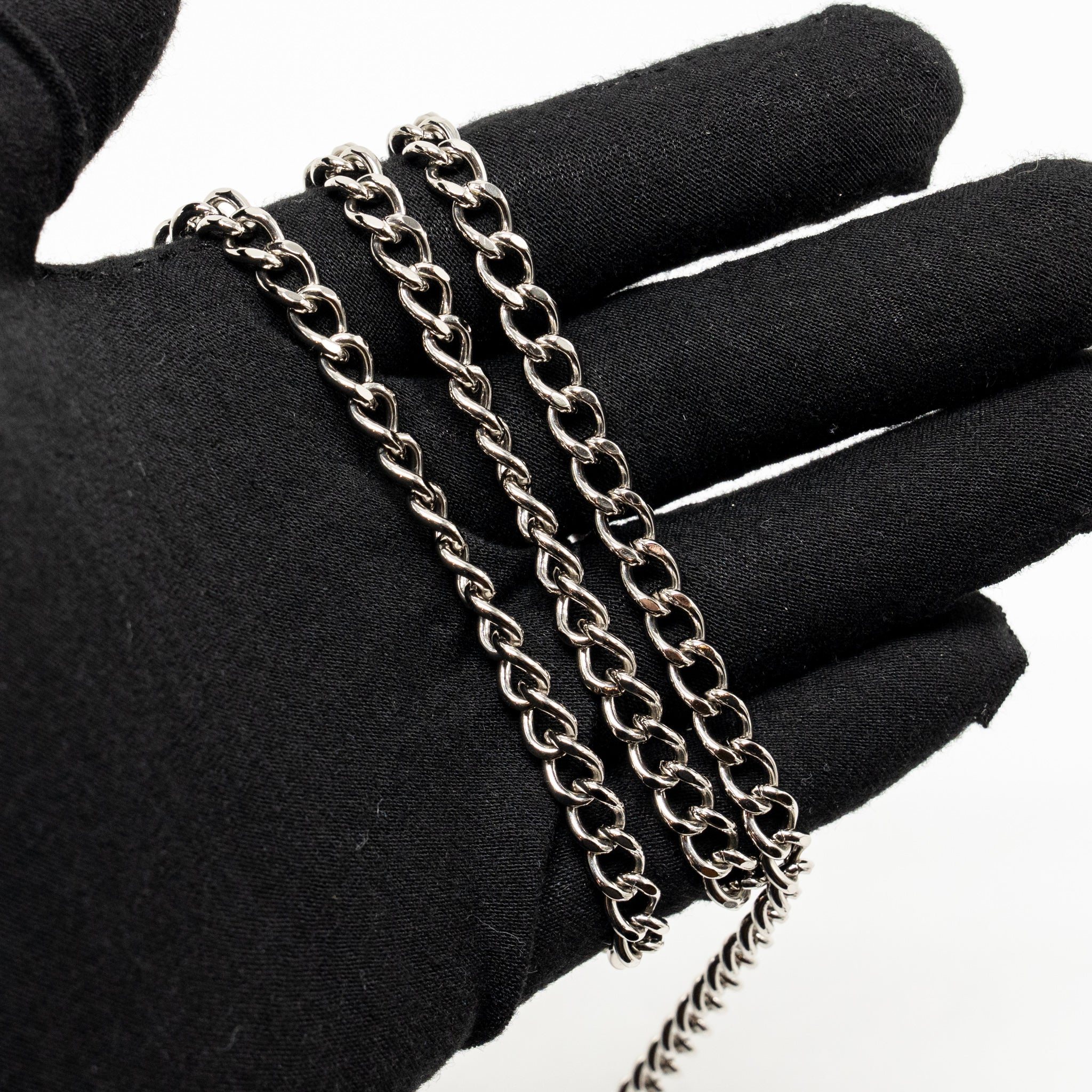 CHANEL CAMELLIA MINAUDIERE CHAIN EVENING CLUTCH ACRYLIC PLASTIC BLACK / SILVER SHW