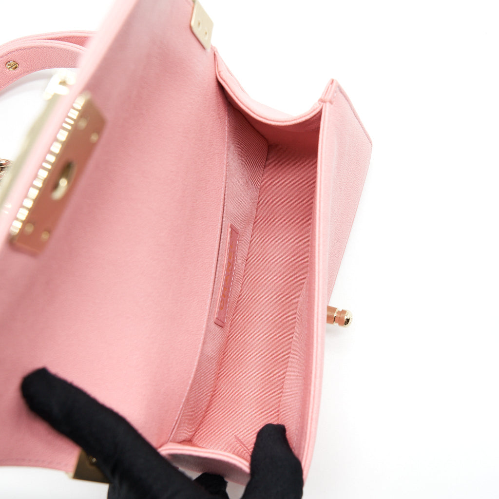 CHANEL SMALL BOY CAVIAR LIGHT PINK LGHW