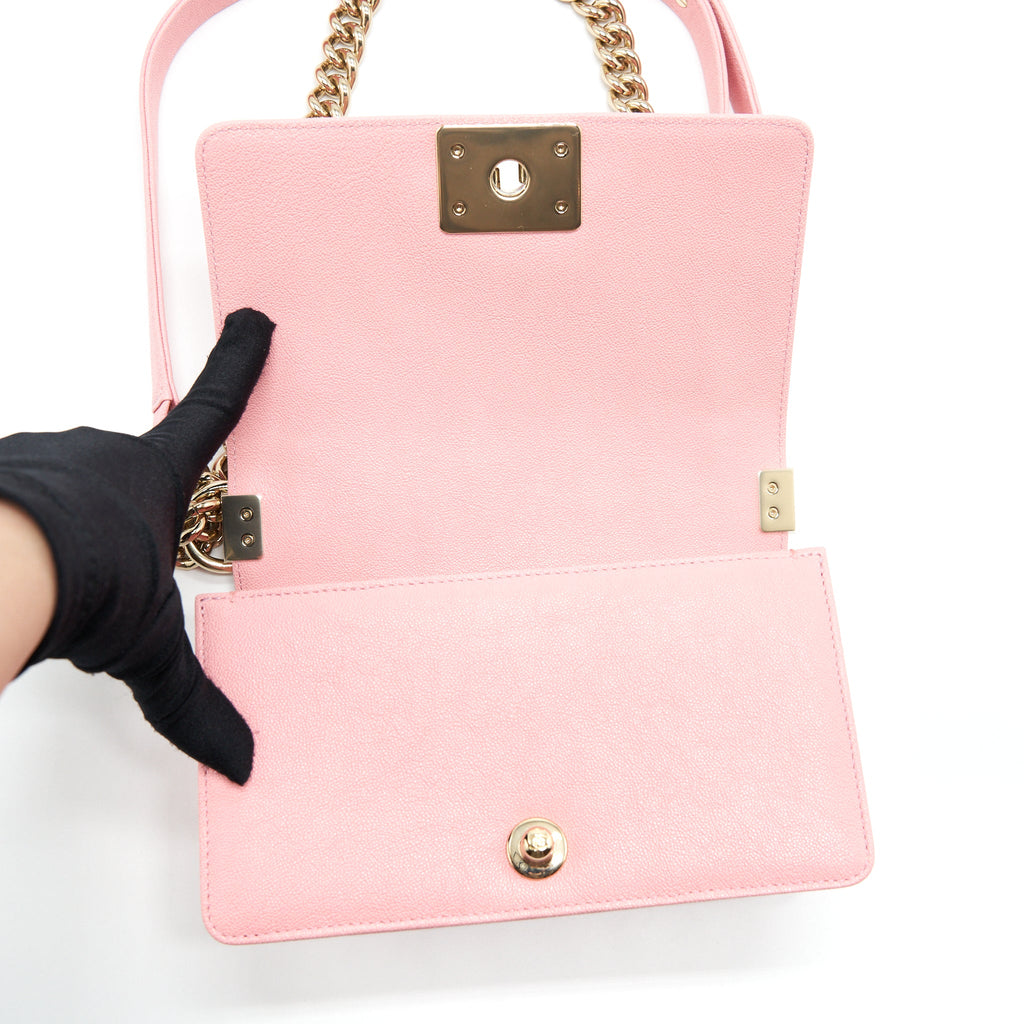 CHANEL SMALL BOY CAVIAR LIGHT PINK LGHW