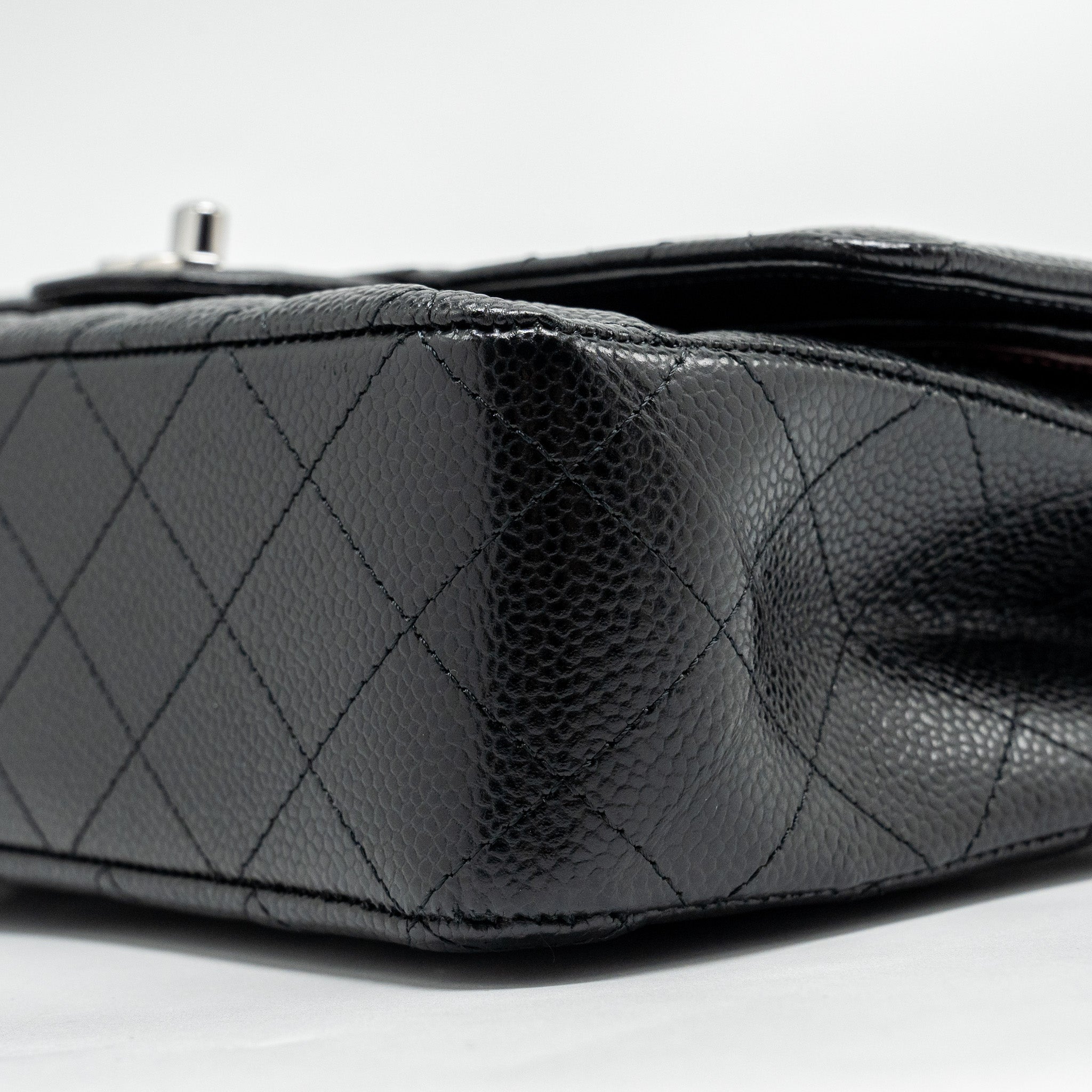 CHANEL MEDIUM CLASSIC DOUBLE FLAP BAG CAVIAR BLACK SHW (MICROCHIP)