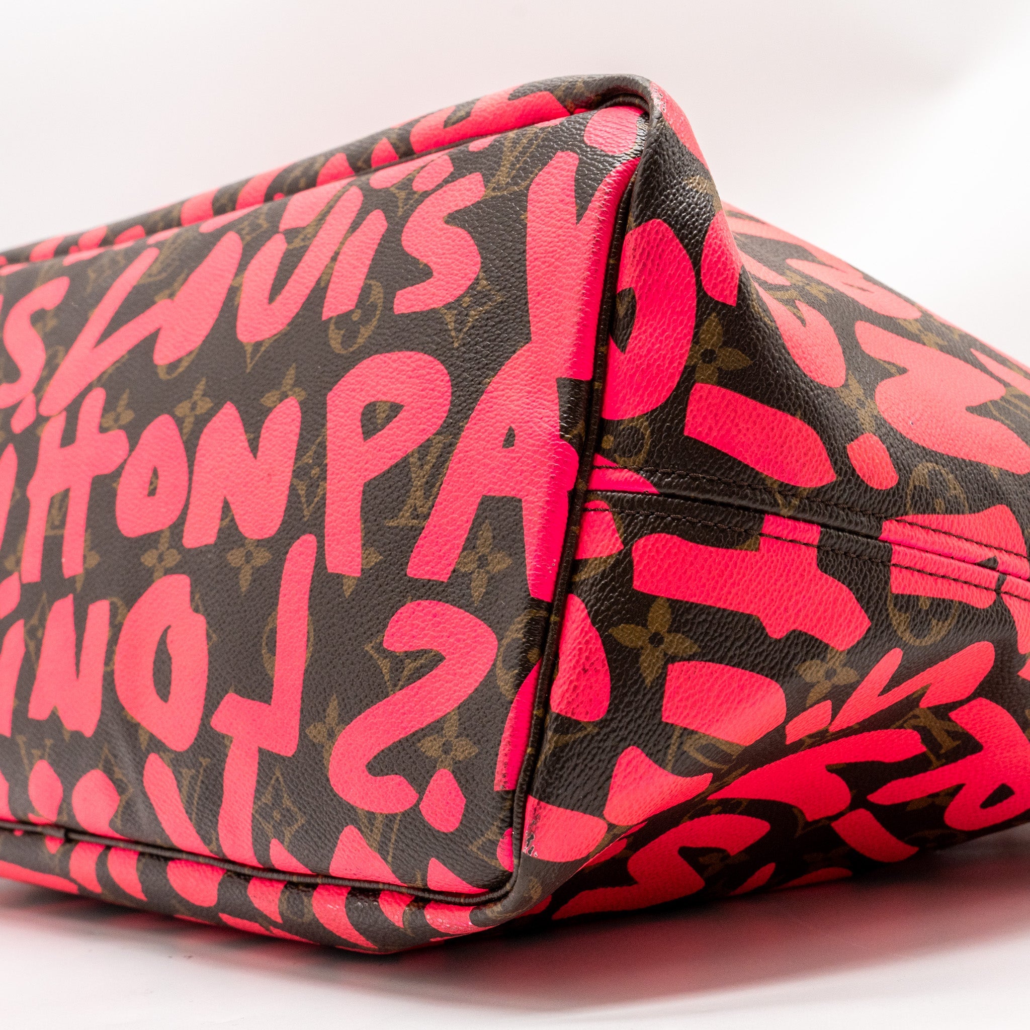 LOUIS VUITTON NEVERFULL GM STEPHEN SPROUSE PINK MONOGRAM GRAFFITI COATED / ZIP WALLET GHW (SELL IN A SET)