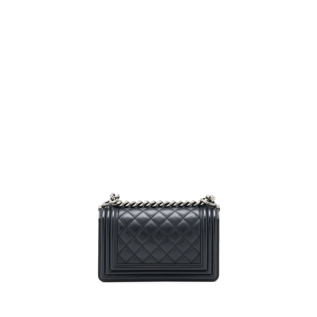 CHANEL SMALL BOY BAG CALFSKIN BLACK WITH RUTHENIUM HARDWARE