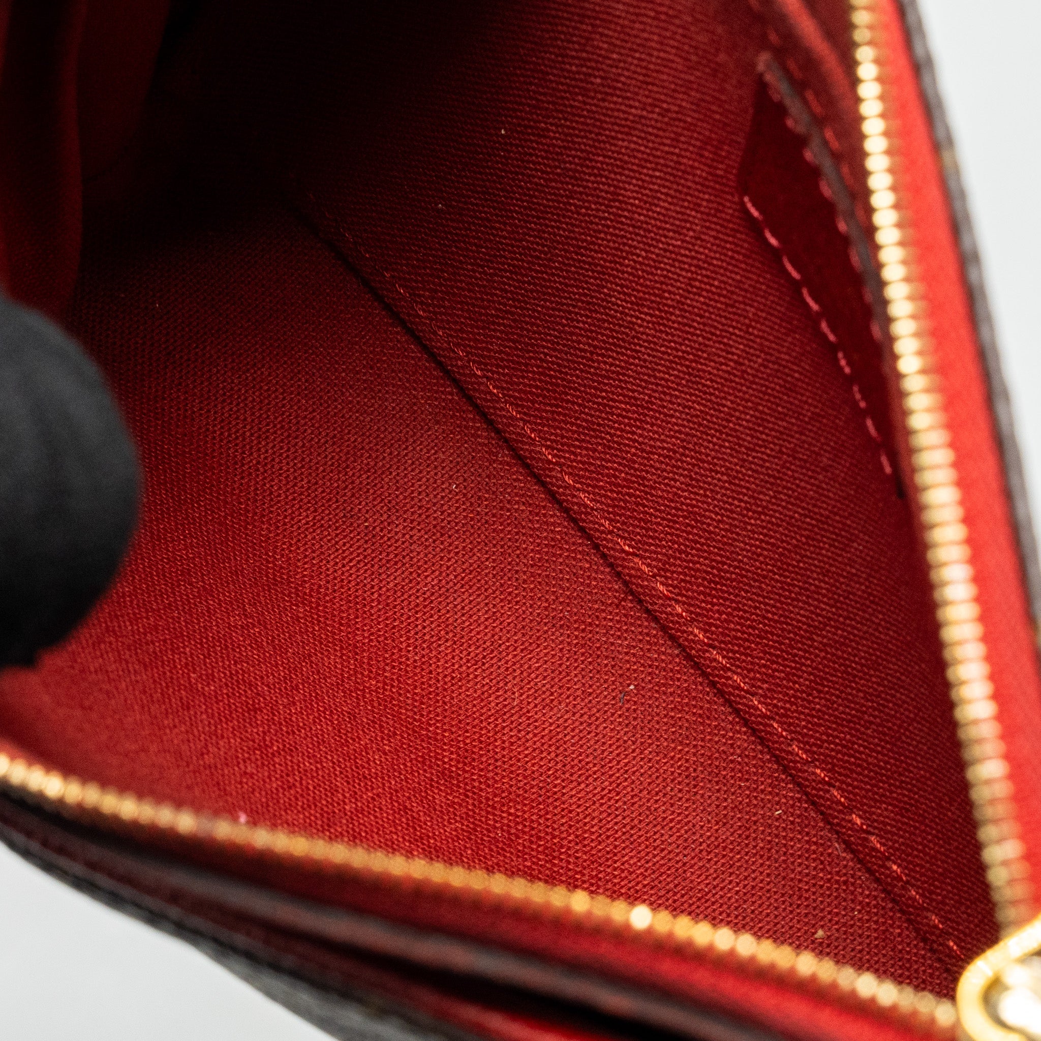LOUIS VUITTON PALLAS CLUTCH MONOGRAM 2 WAY SHOULDER BAG MONOGRAM CANVAS/LEATHER CERISE GHW
